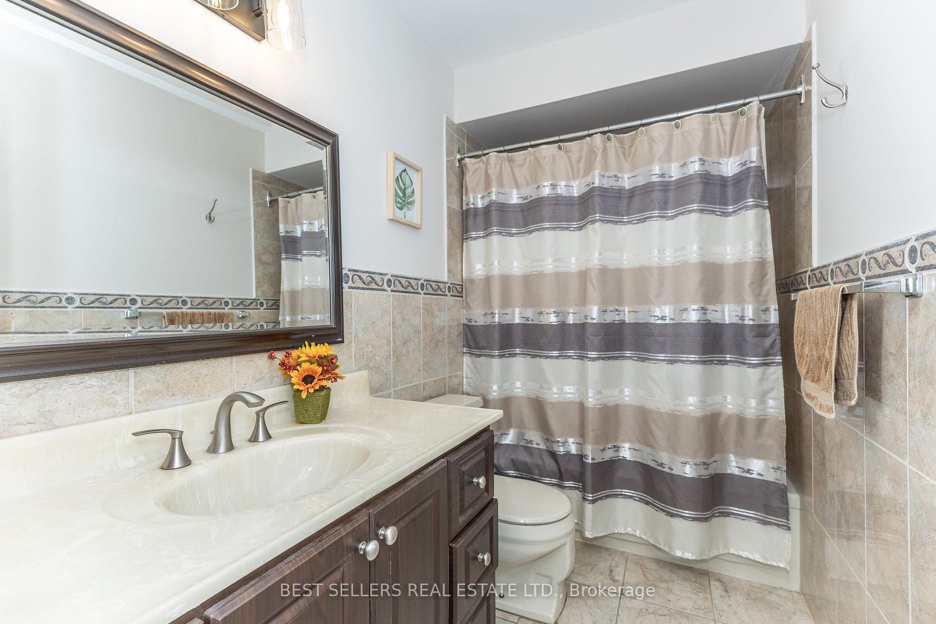 2554 Palisander Avenue photo 19