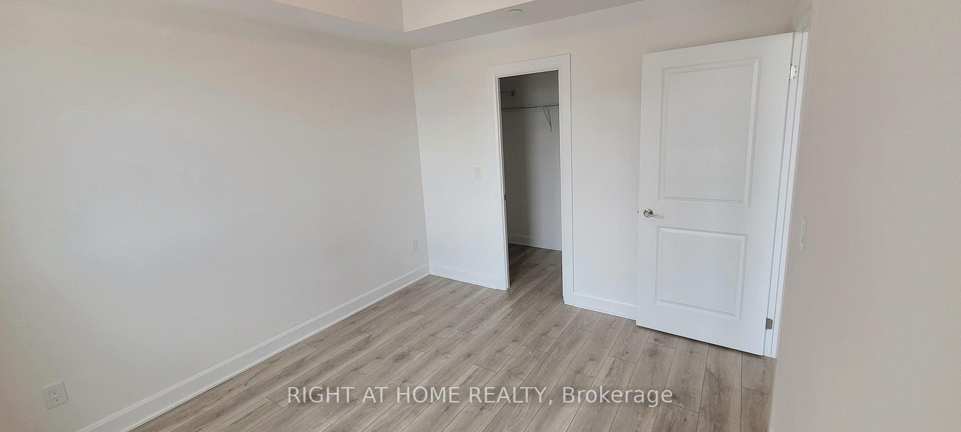 3240 William Coltson Avenue Unit 624 photo 30