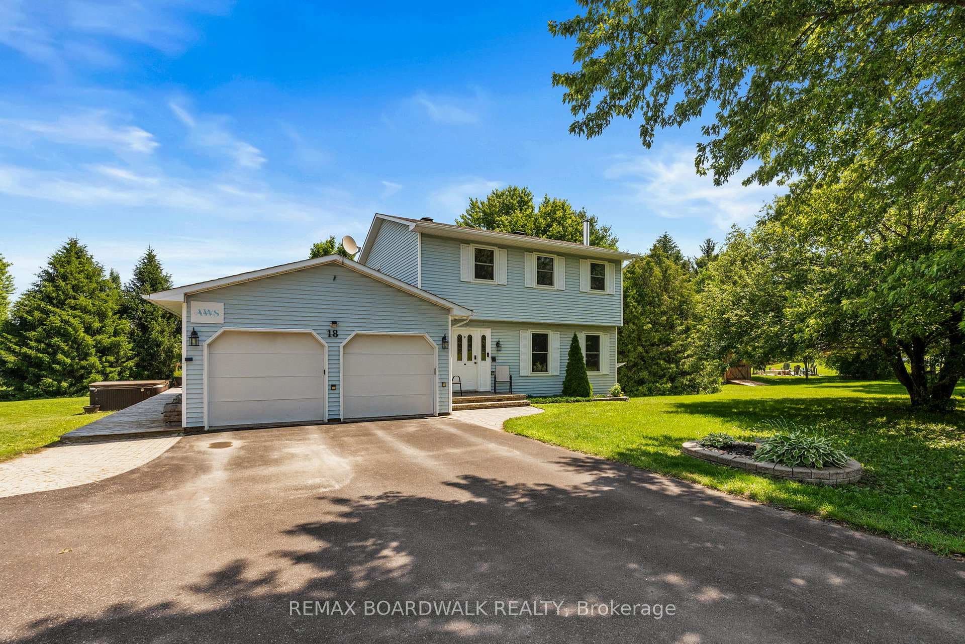 18 Berg Crescent photo 2