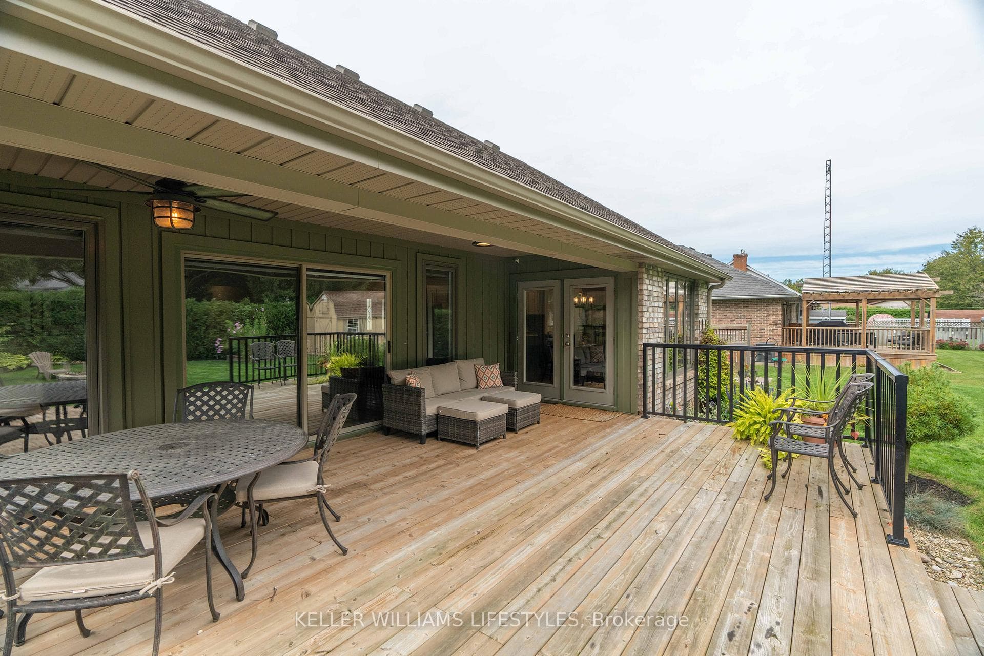 27 FRANCES Drive photo 31