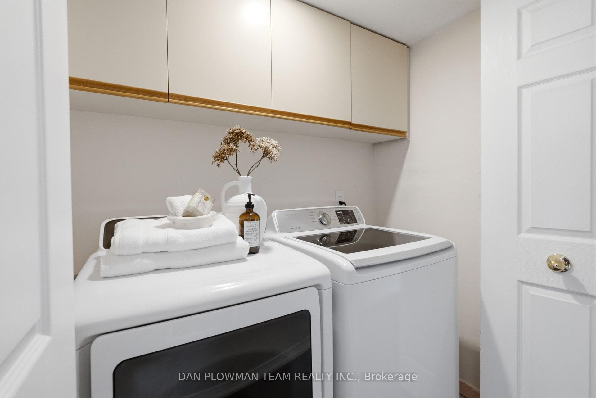 80 Athol Street Unit 702 photo 34