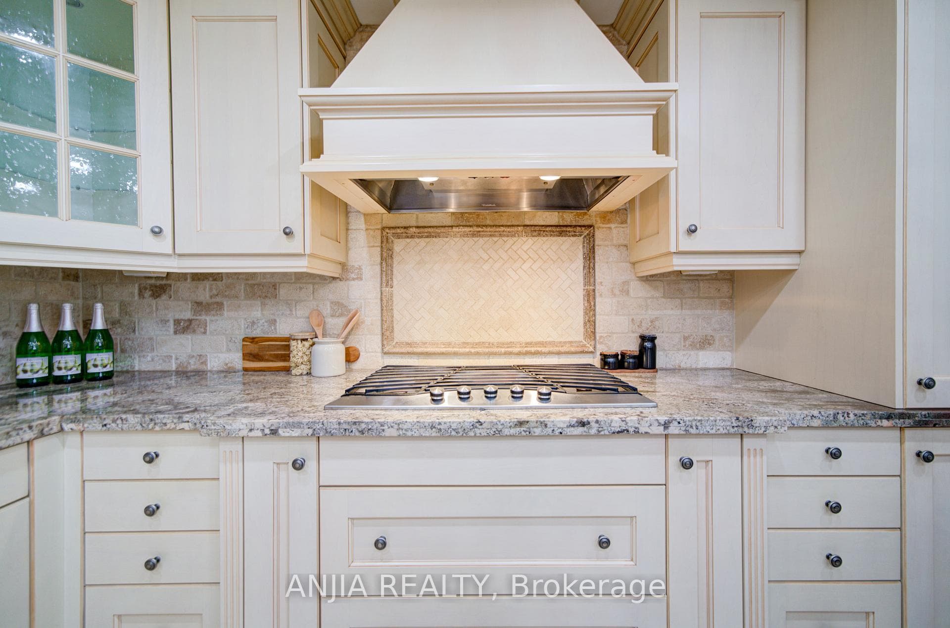 70 Briarwood Road photo 17