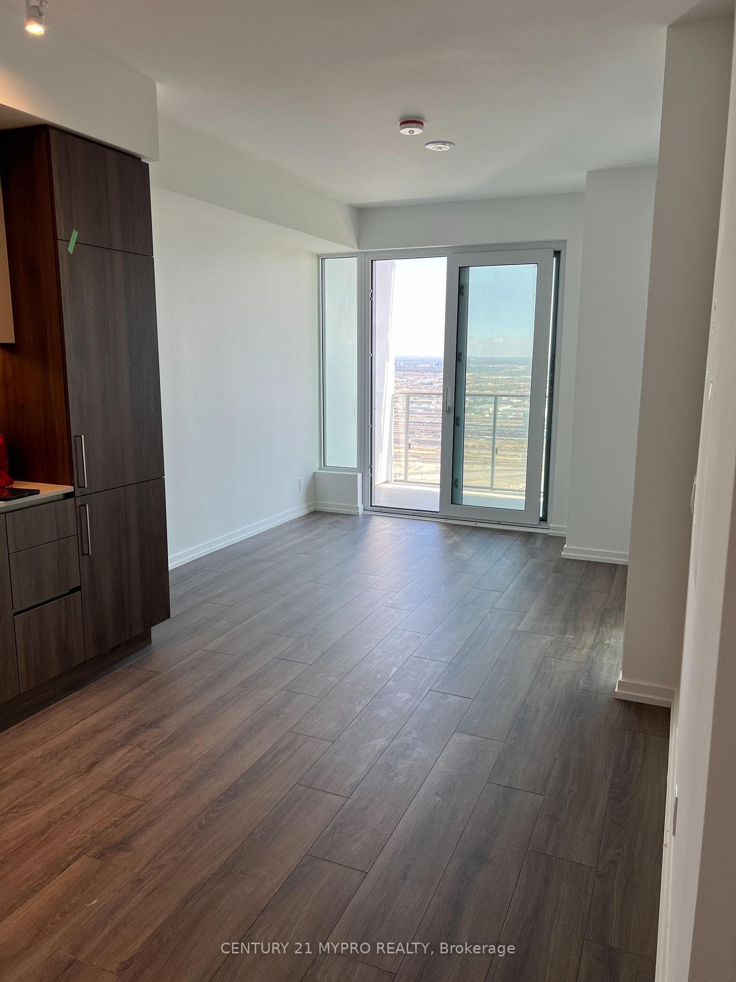 7890 Jane Street Unit 5611 photo 9