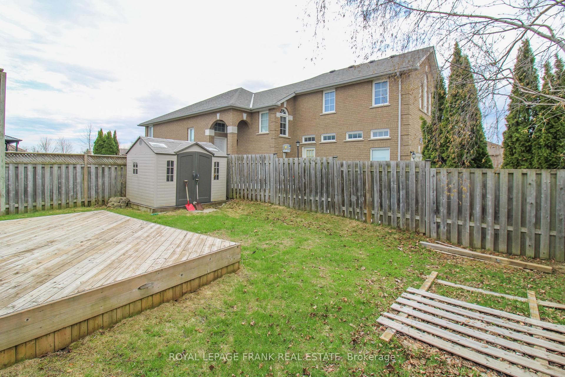 185 Milroy (Lower Unit) Drive photo 3