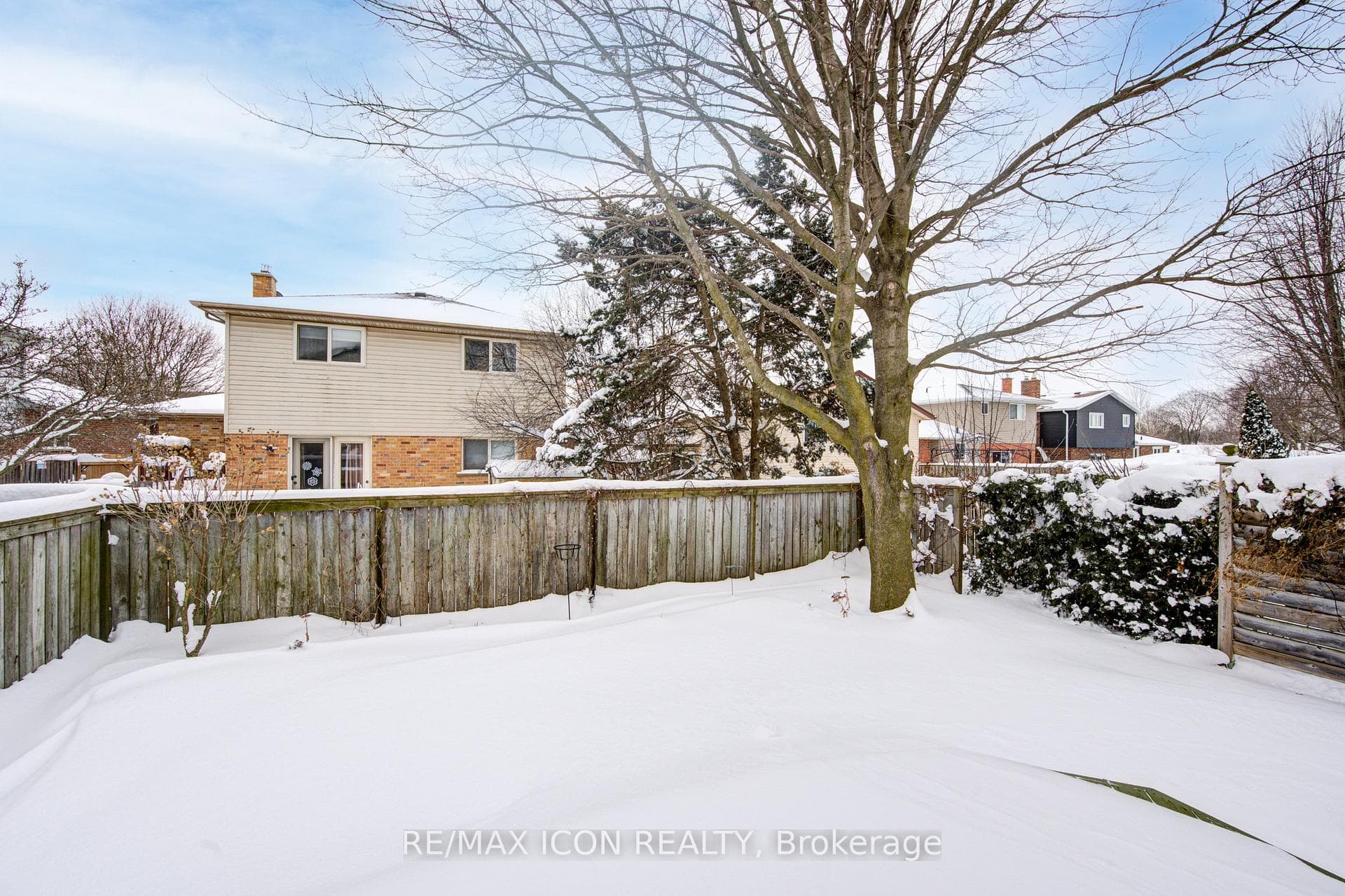 1122 Pearson Drive photo 34