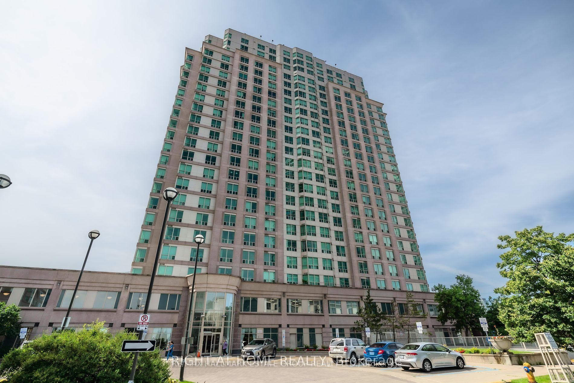 1 Lee Centre