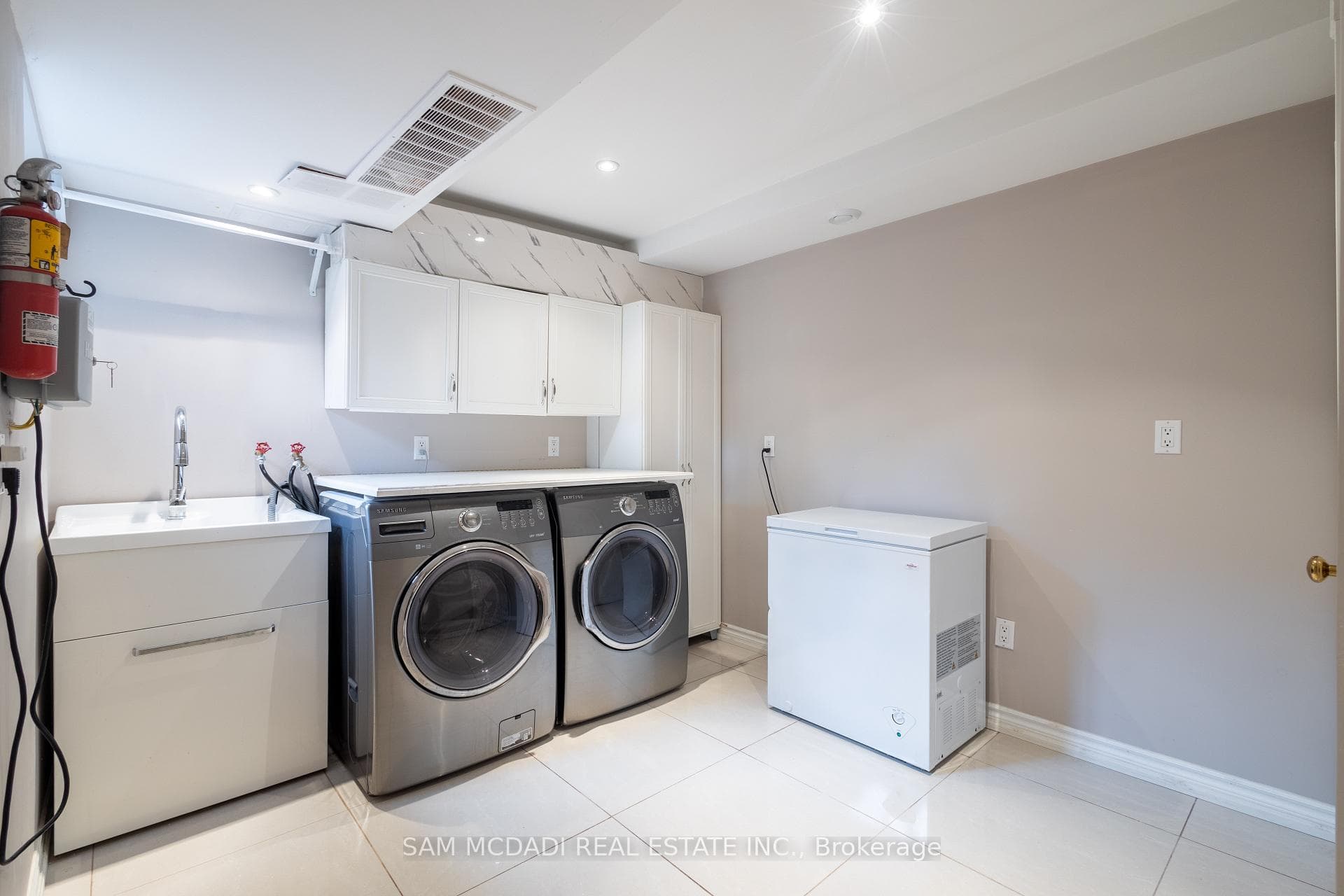 4093 Mississauga Road photo 40