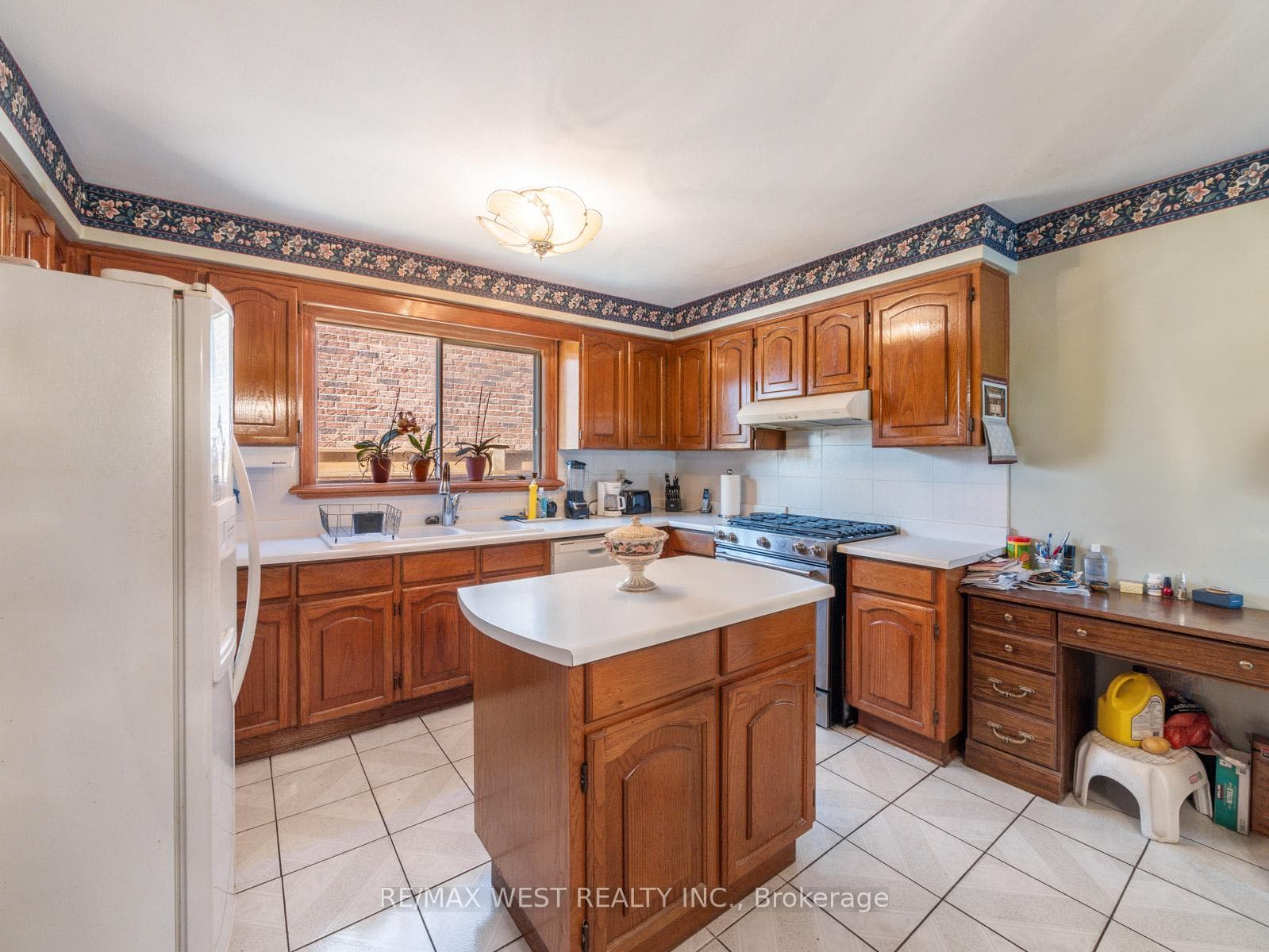 96 Wigwoss Drive photo 17