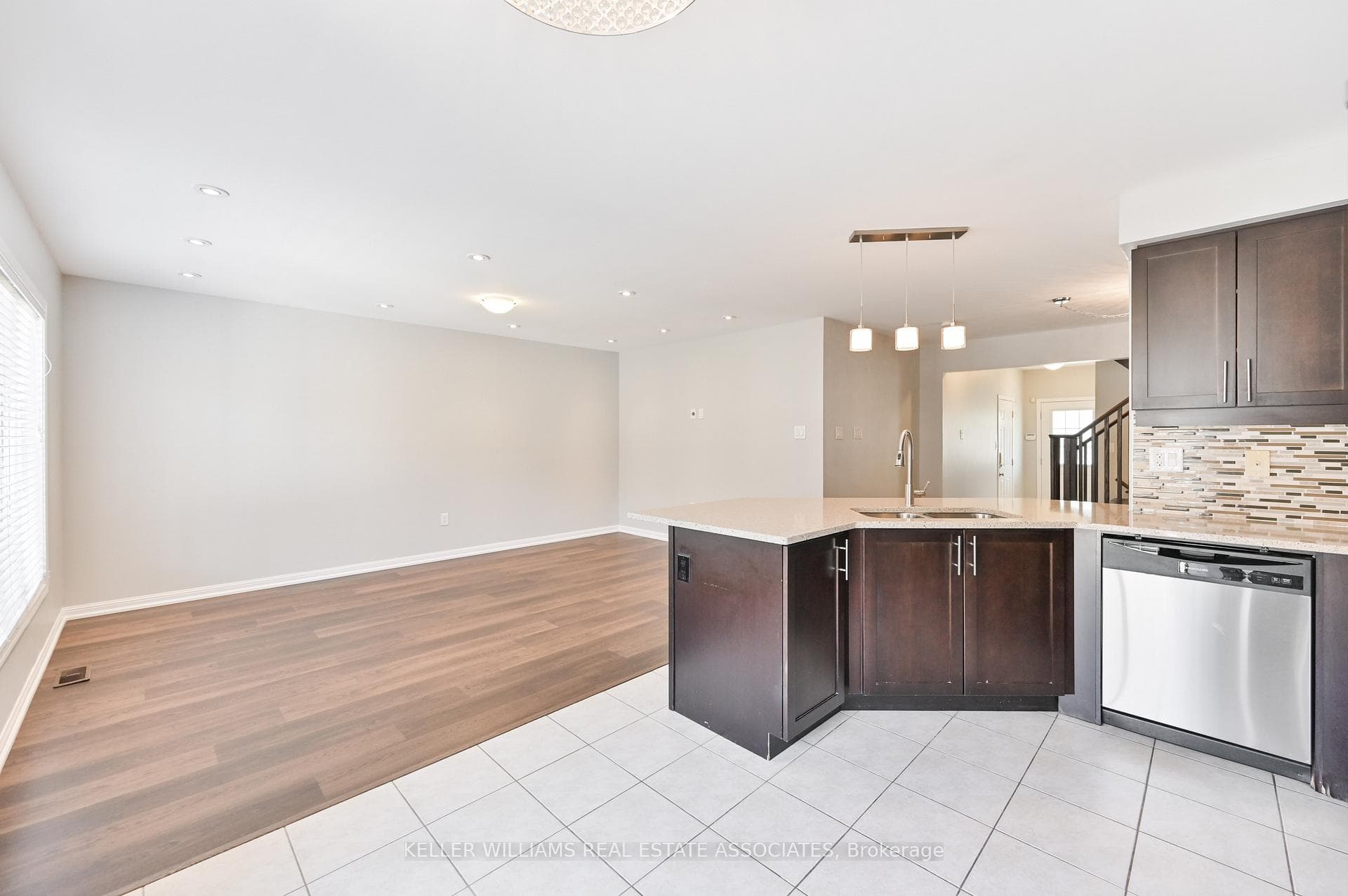 1036 Stemman Place photo 16