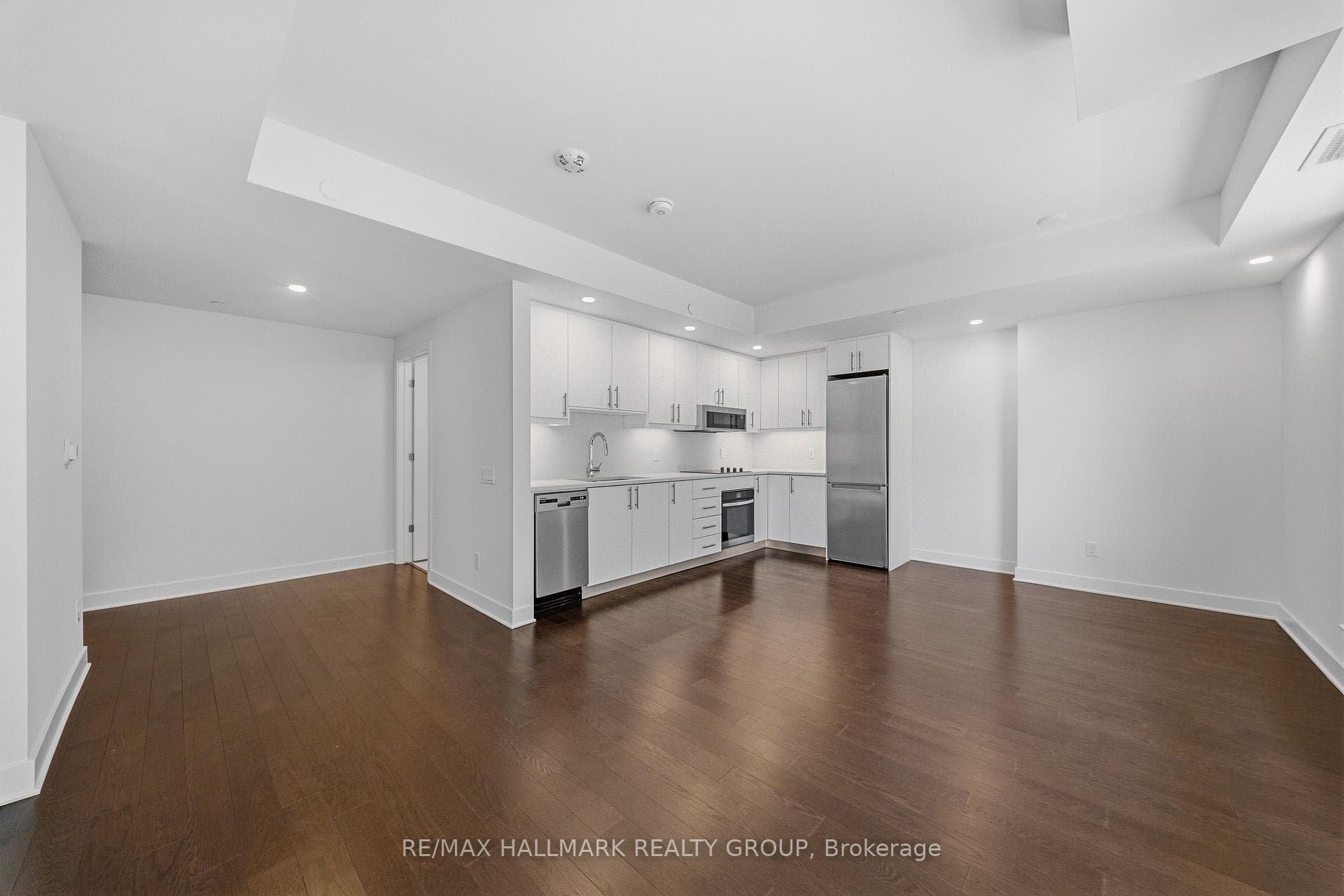 180 George Street Unit 501 photo 8