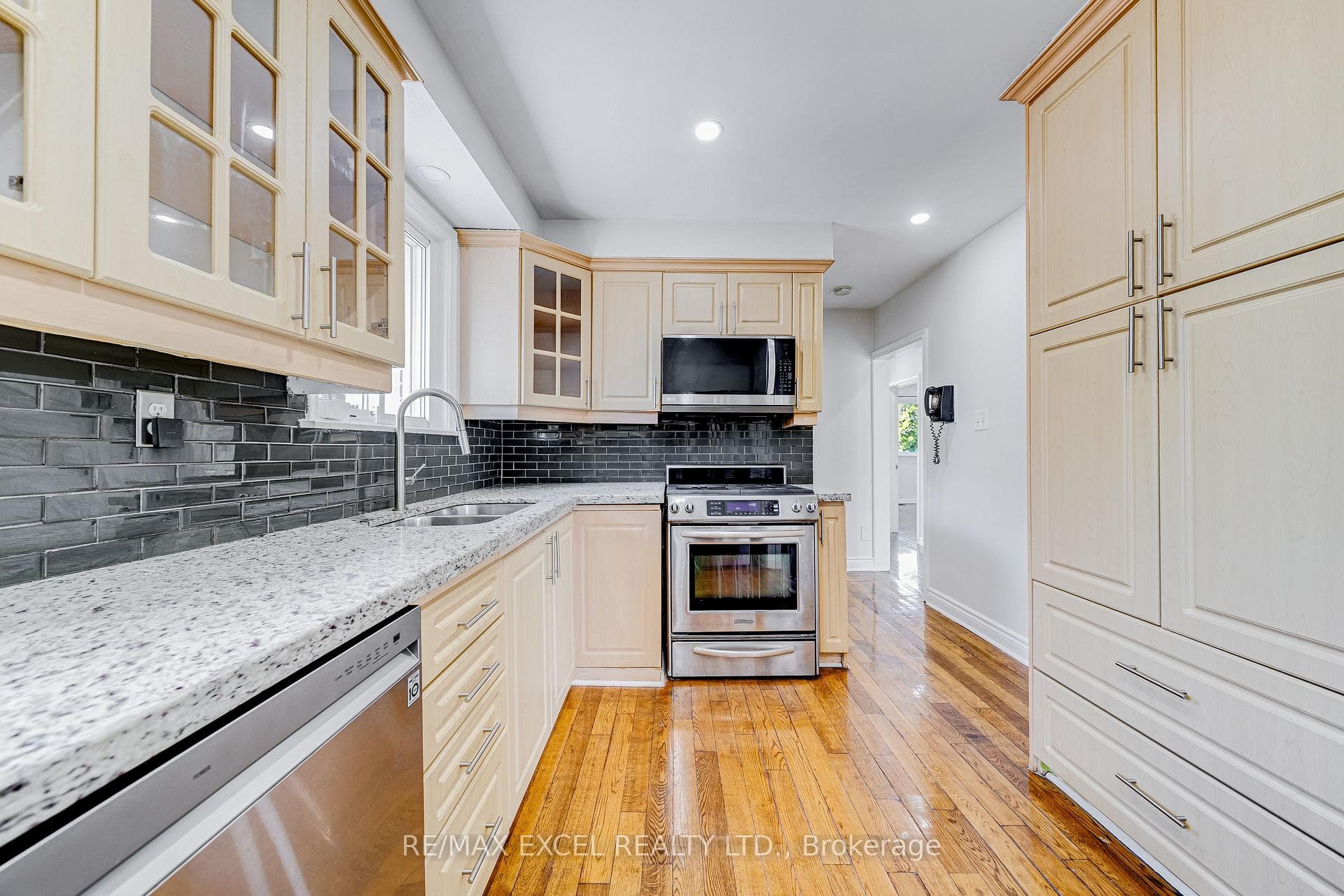 51 Tordale Crescent photo 23