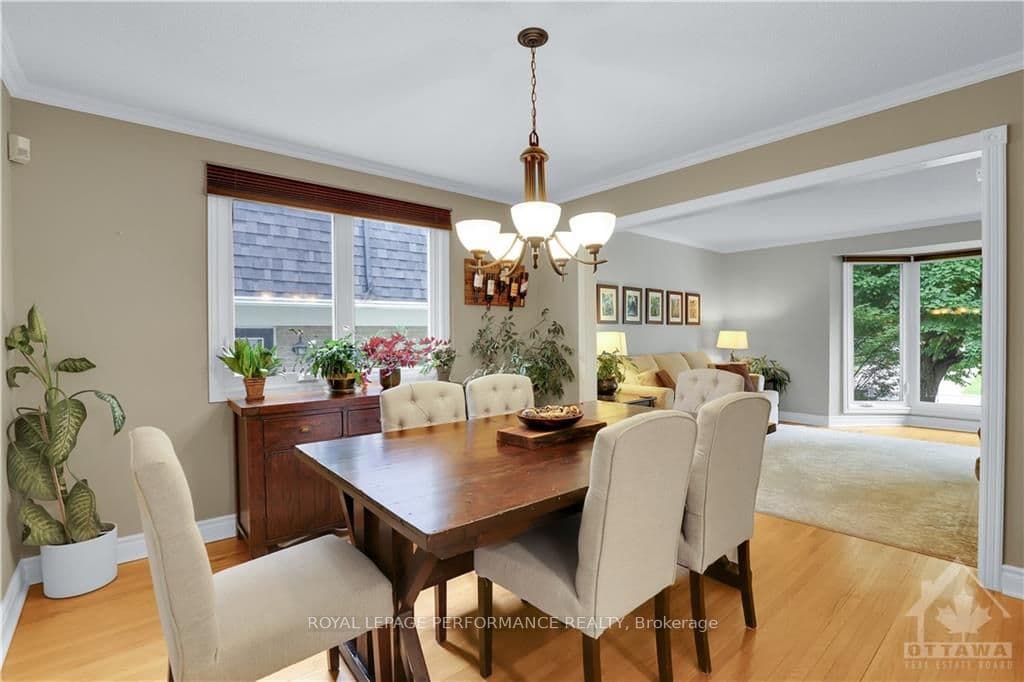 2043 BEAVERHILL Drive photo 8