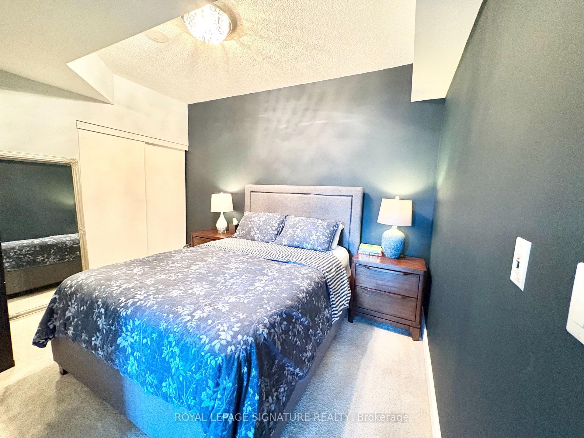 31 Olive Avenue Unit 211 photo 7