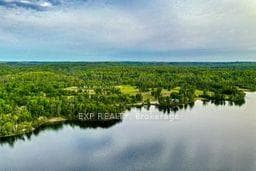 725 Lochhead Drive photo 34