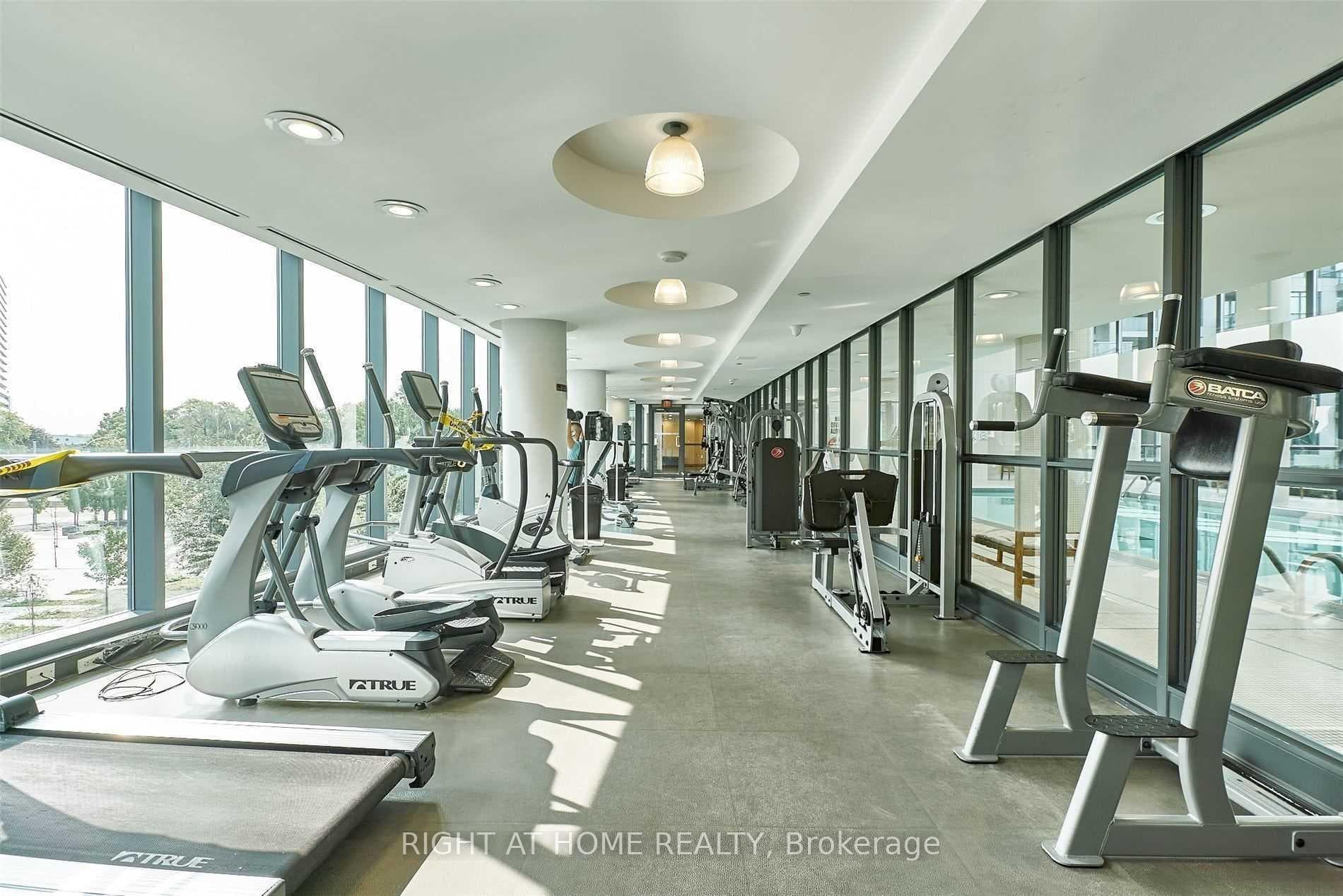 209 Fort York Boulevard Unit 1161 photo 2