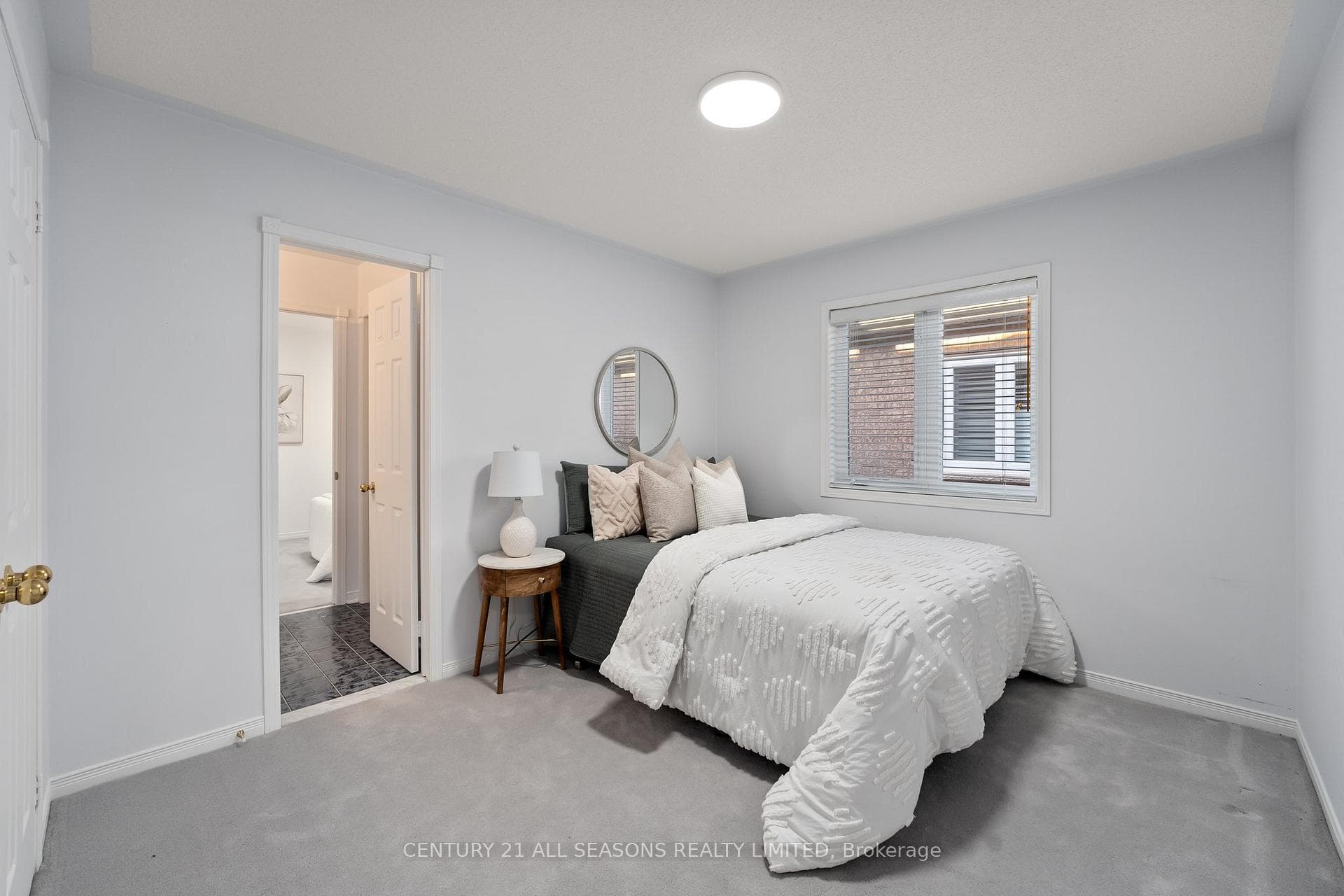 35 Lady Fern Drive photo 28