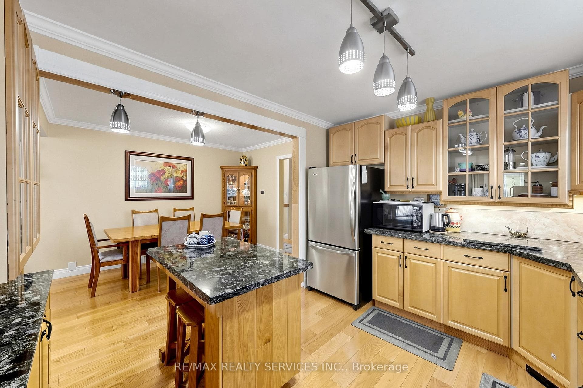 36 Glenvale Boulevard photo 17