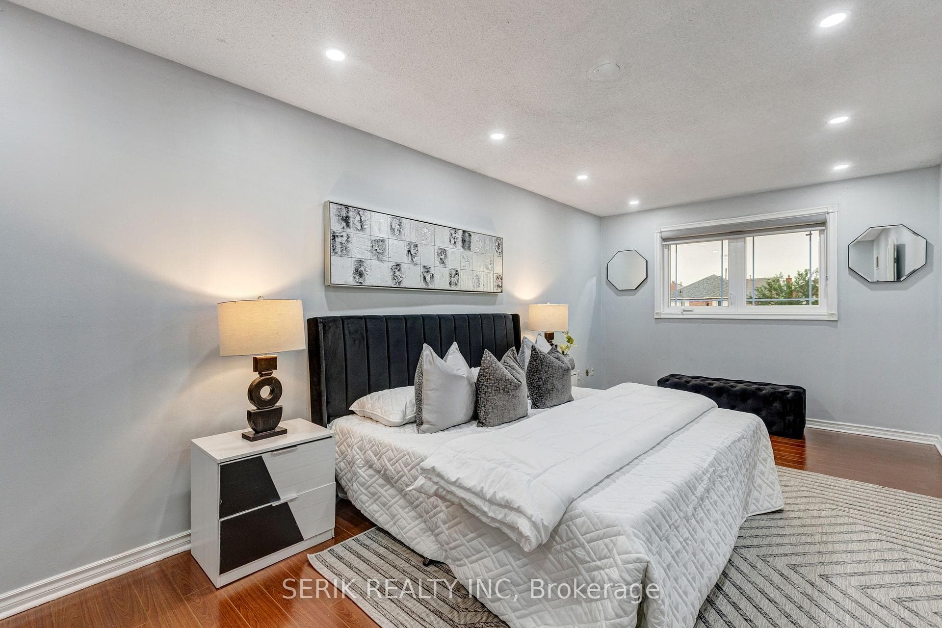 110 Havelock Drive photo 29