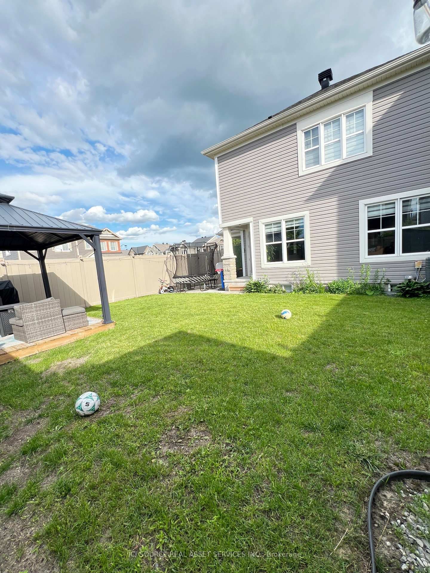 330 Sweetclover Way photo 22