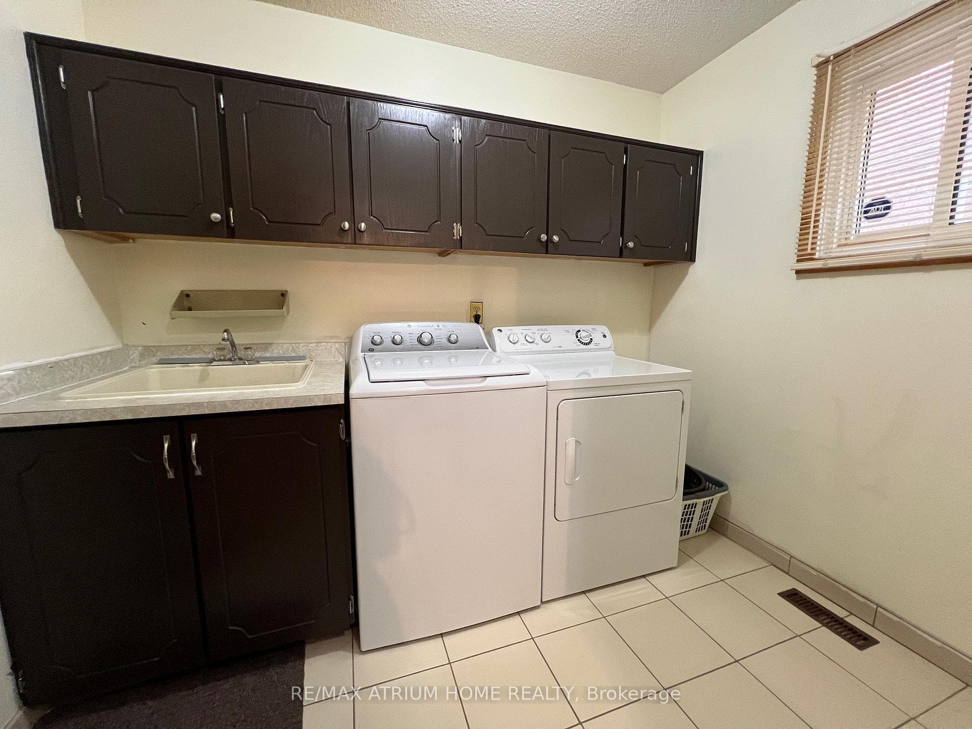 23 Coverdale Crescent photo 7