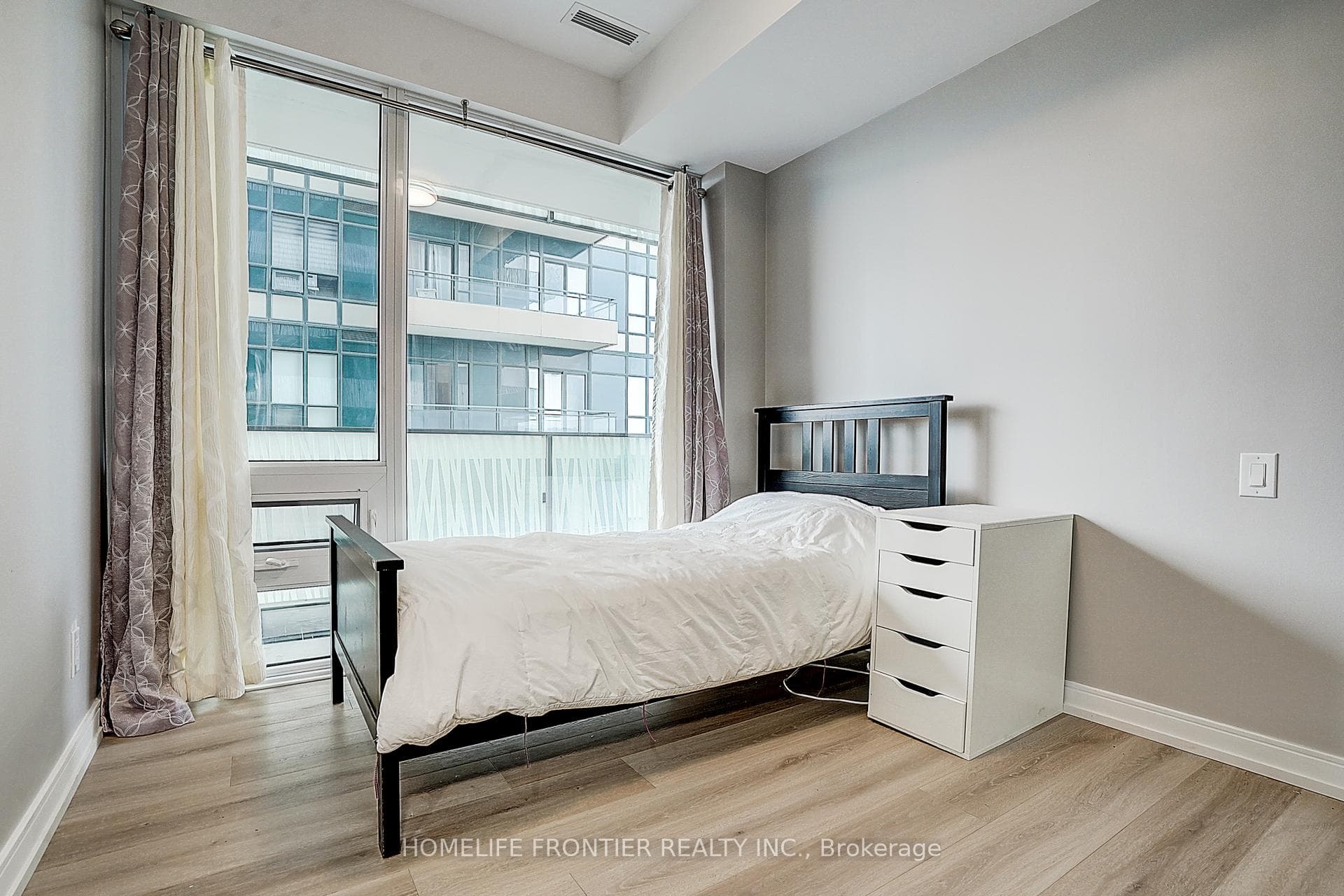 42 Charles Street Unit 2207 photo 11