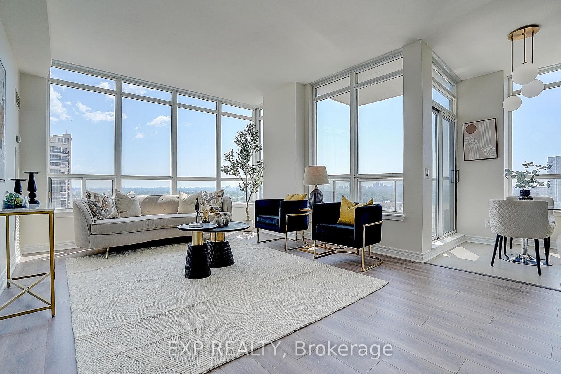 60 Disera Drive Unit 1404 photo 10
