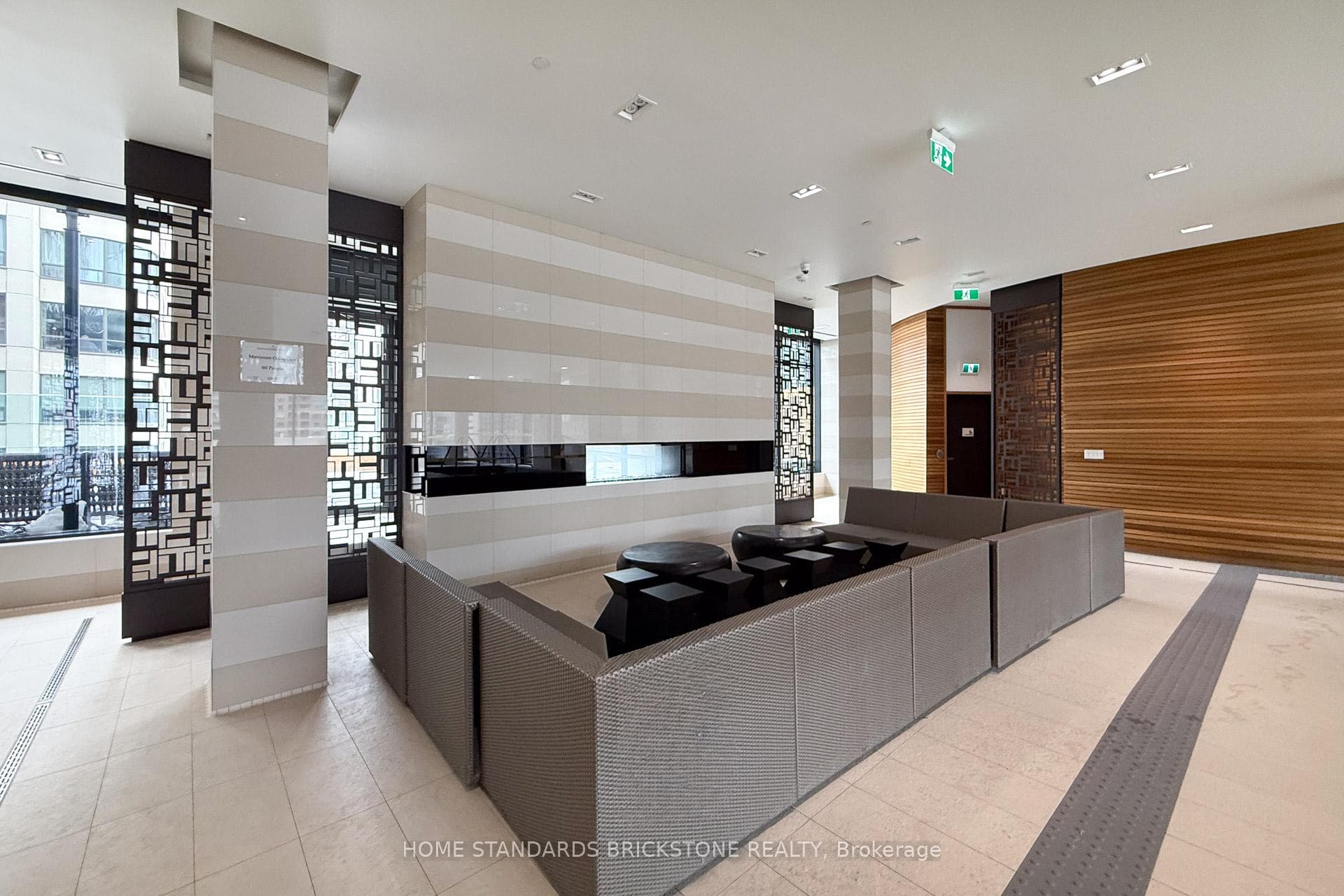 501 Yonge Street Unit 3010 photo 39