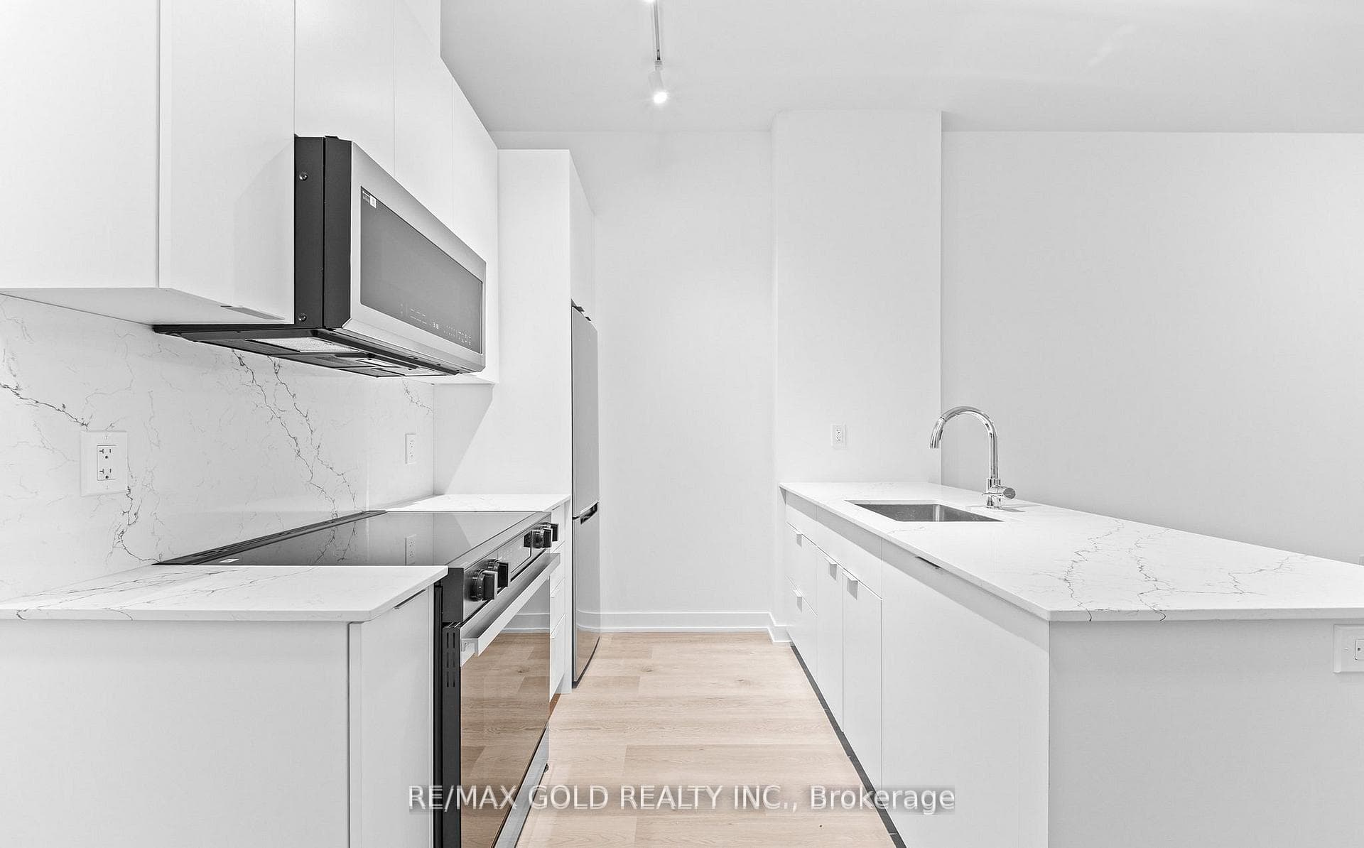 2075 Lakeshore Road Unit 214 photo 22