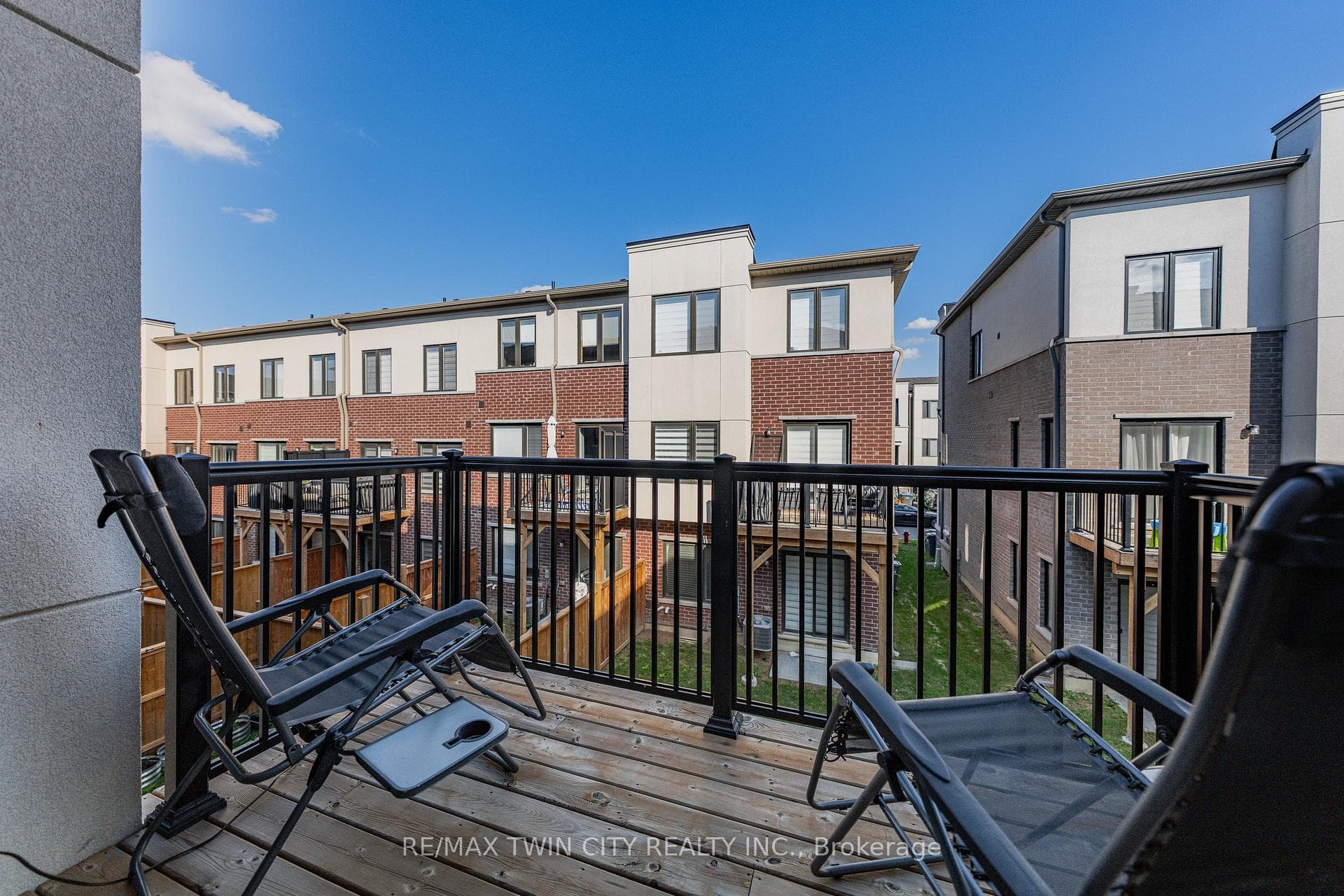 49 Lambert Lane photo 17