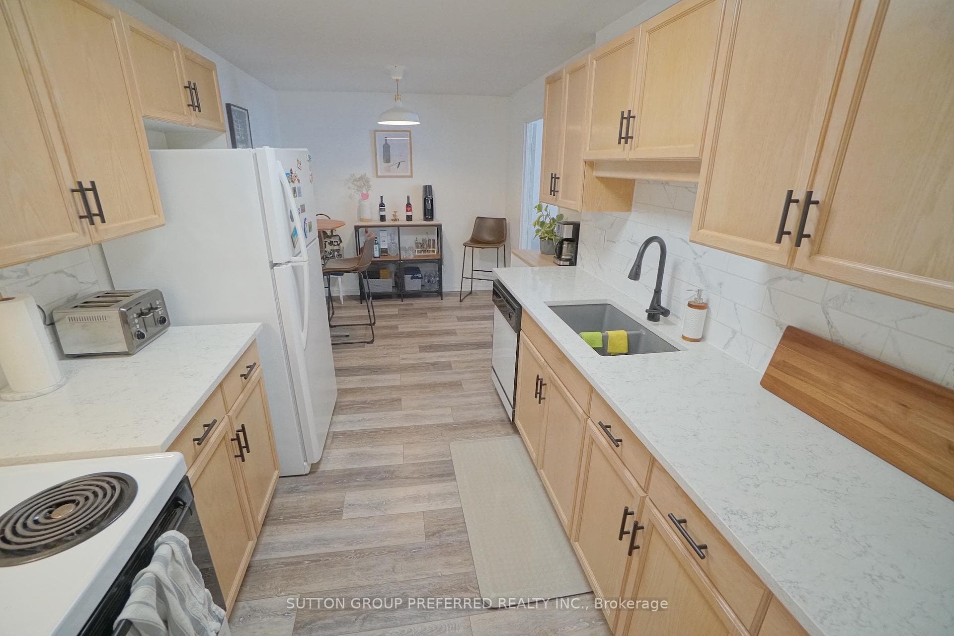 1180 Commissioners Road Unit 305 photo 17