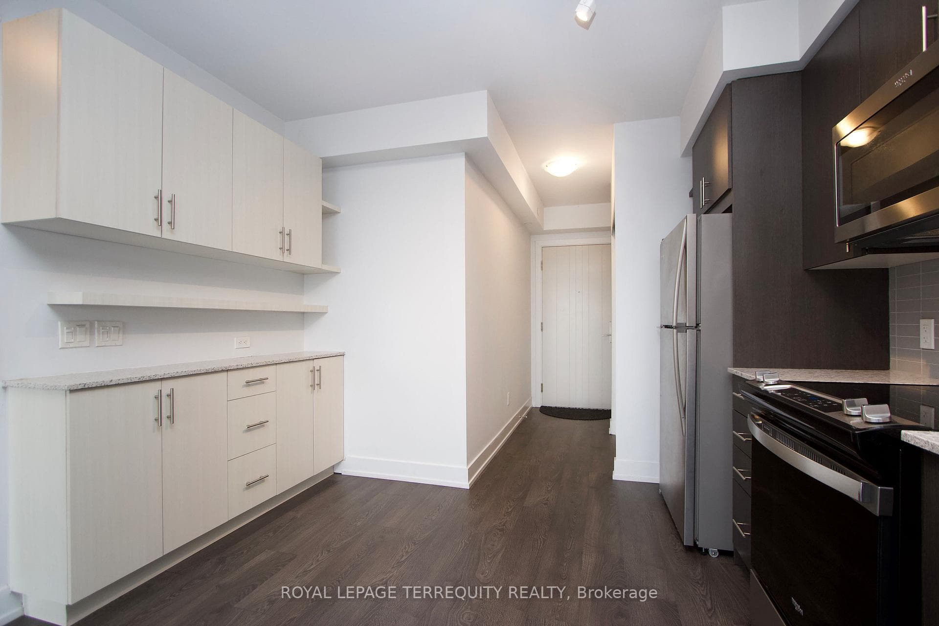 2550 Simcoe Street Unit 318 photo 18