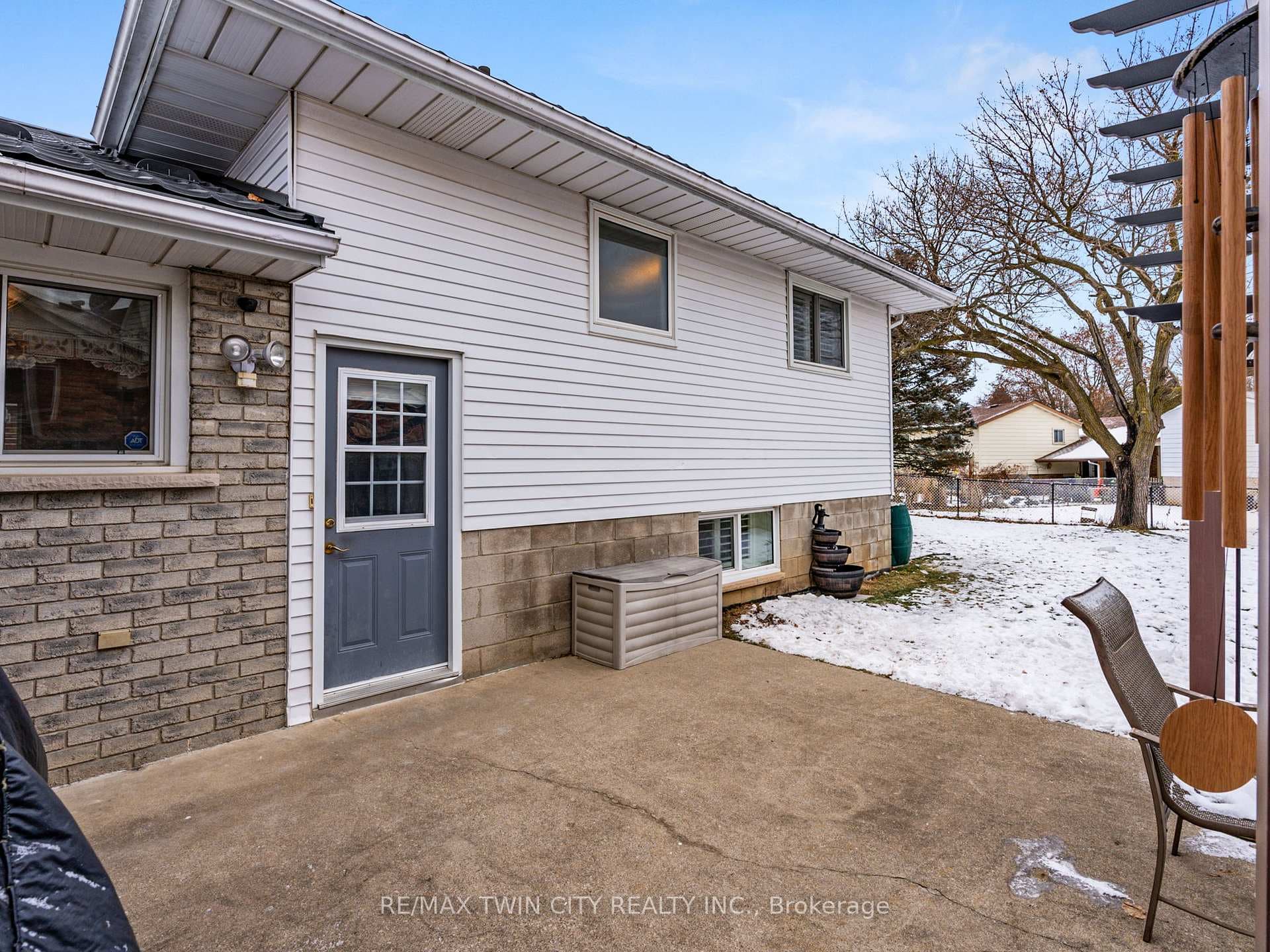 114 Greenfield Road photo 35