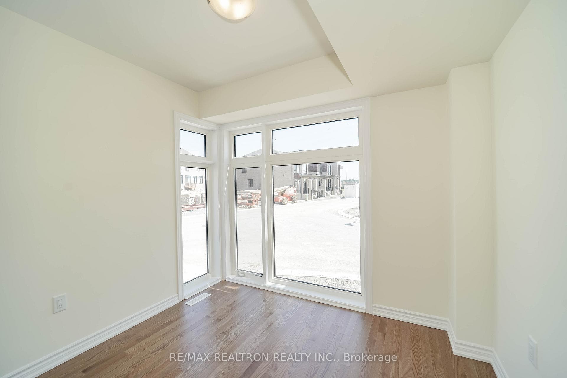 38 Gunton Street photo 8