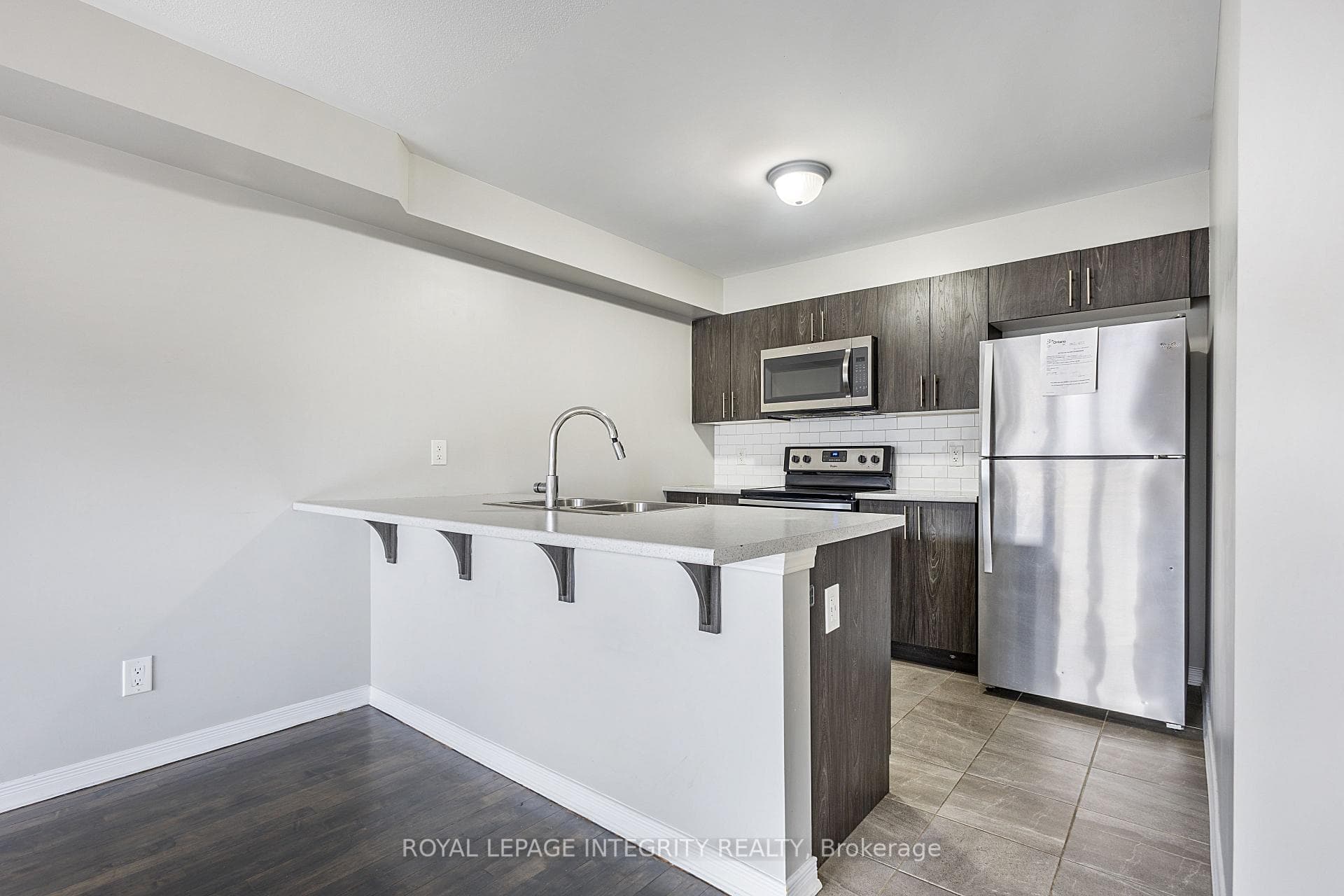 863 Element Private photo 10