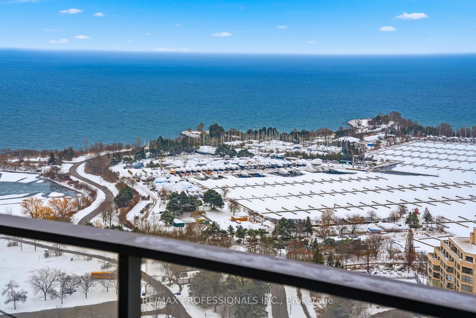 Unobstructed Balcony Views