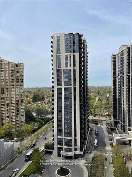4968 Yonge Street Unit 1805 photo 1