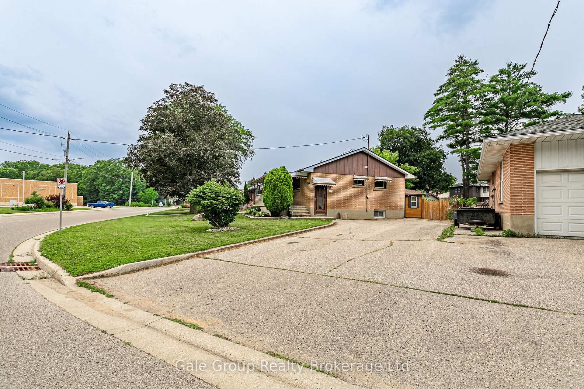 32A Glendale Drive photo 4