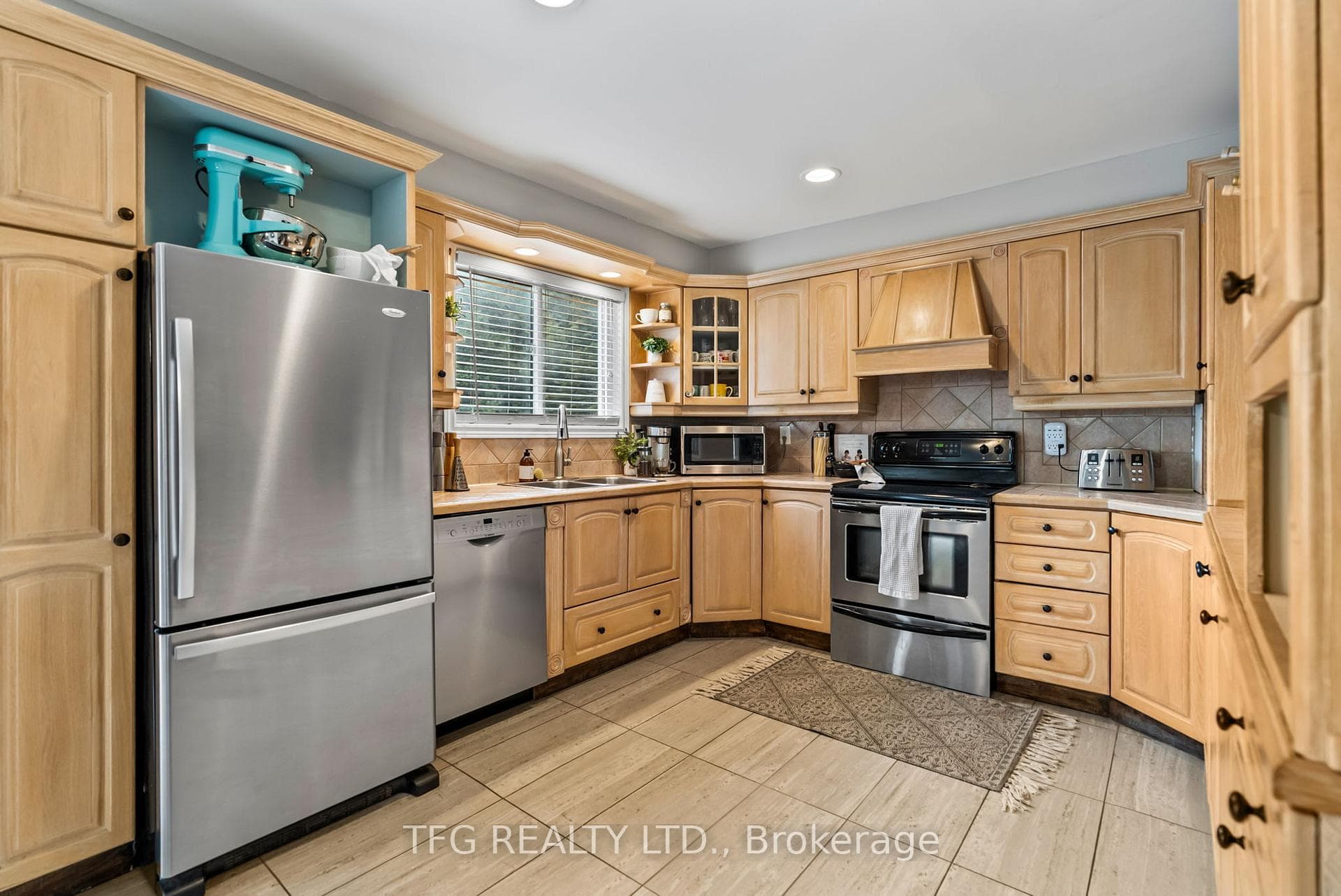 2932 Trulls Road photo 9