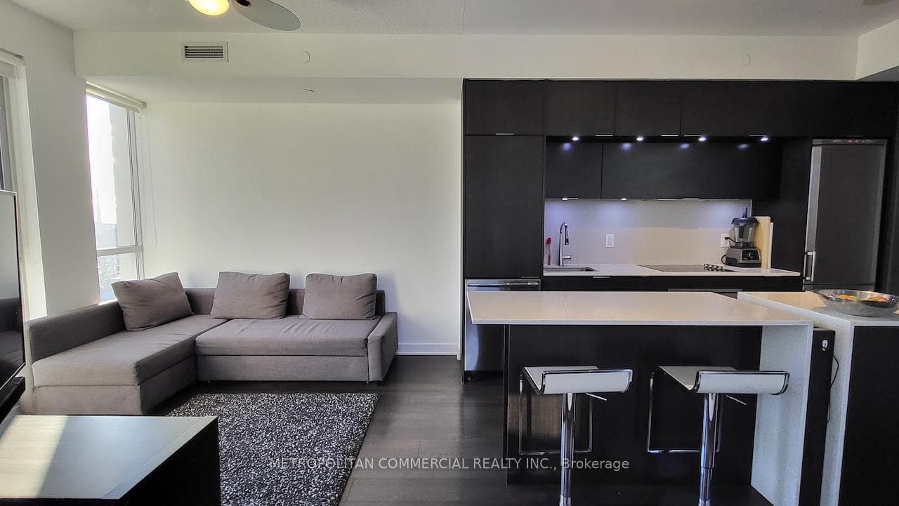 170 Sumach Street Unit 2212 photo 9