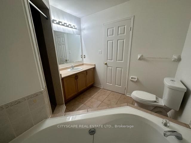 7565 Black Walnut Trail photo 35