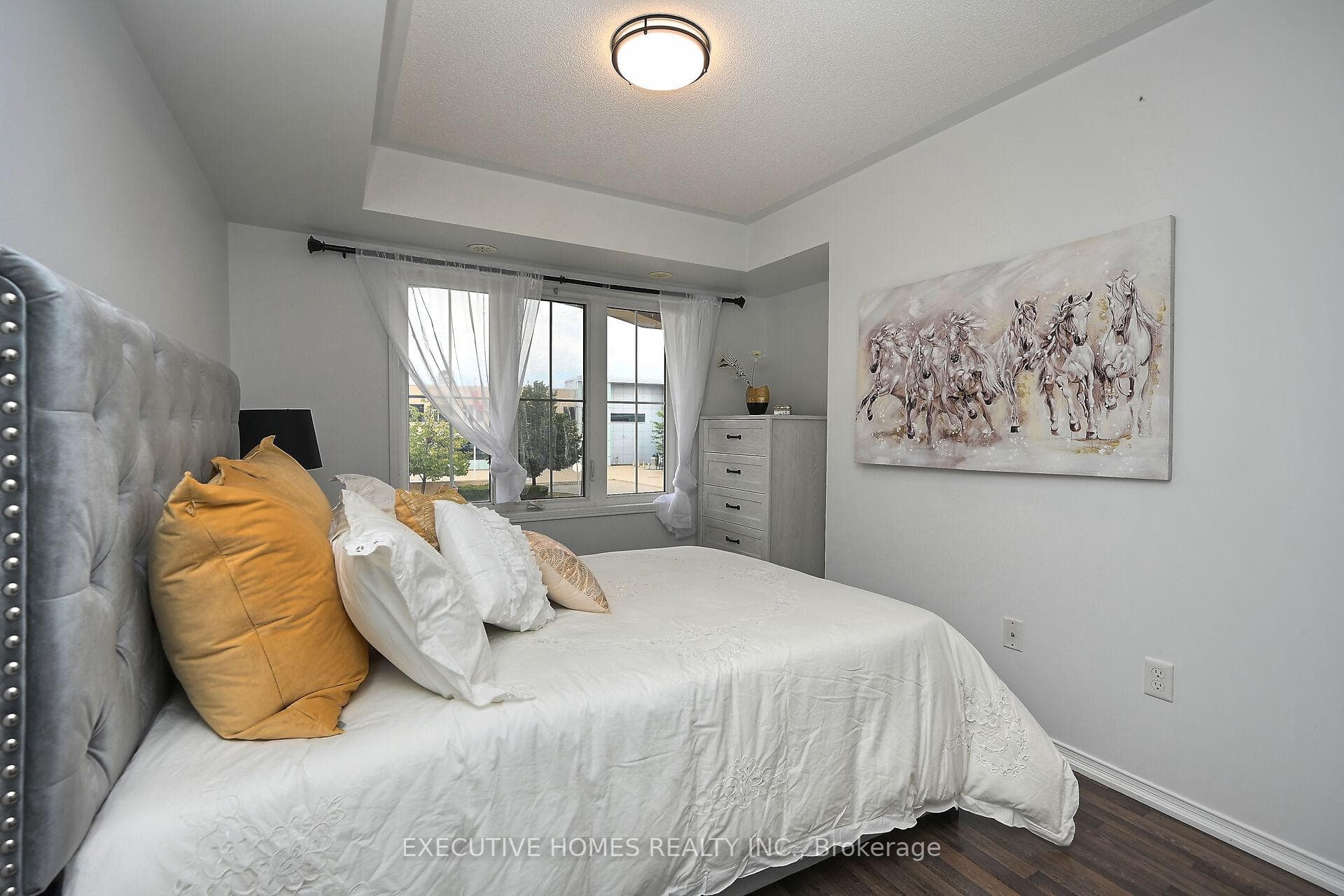 2484 Post Road Unit 17 photo 32