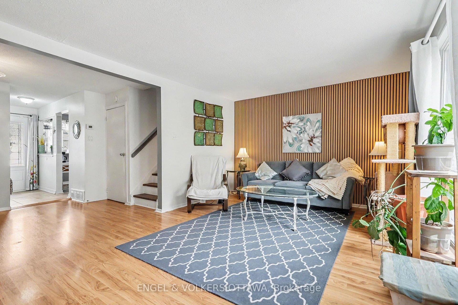 7882 Jeanne D'arc Boulevard Unit 87 photo 6