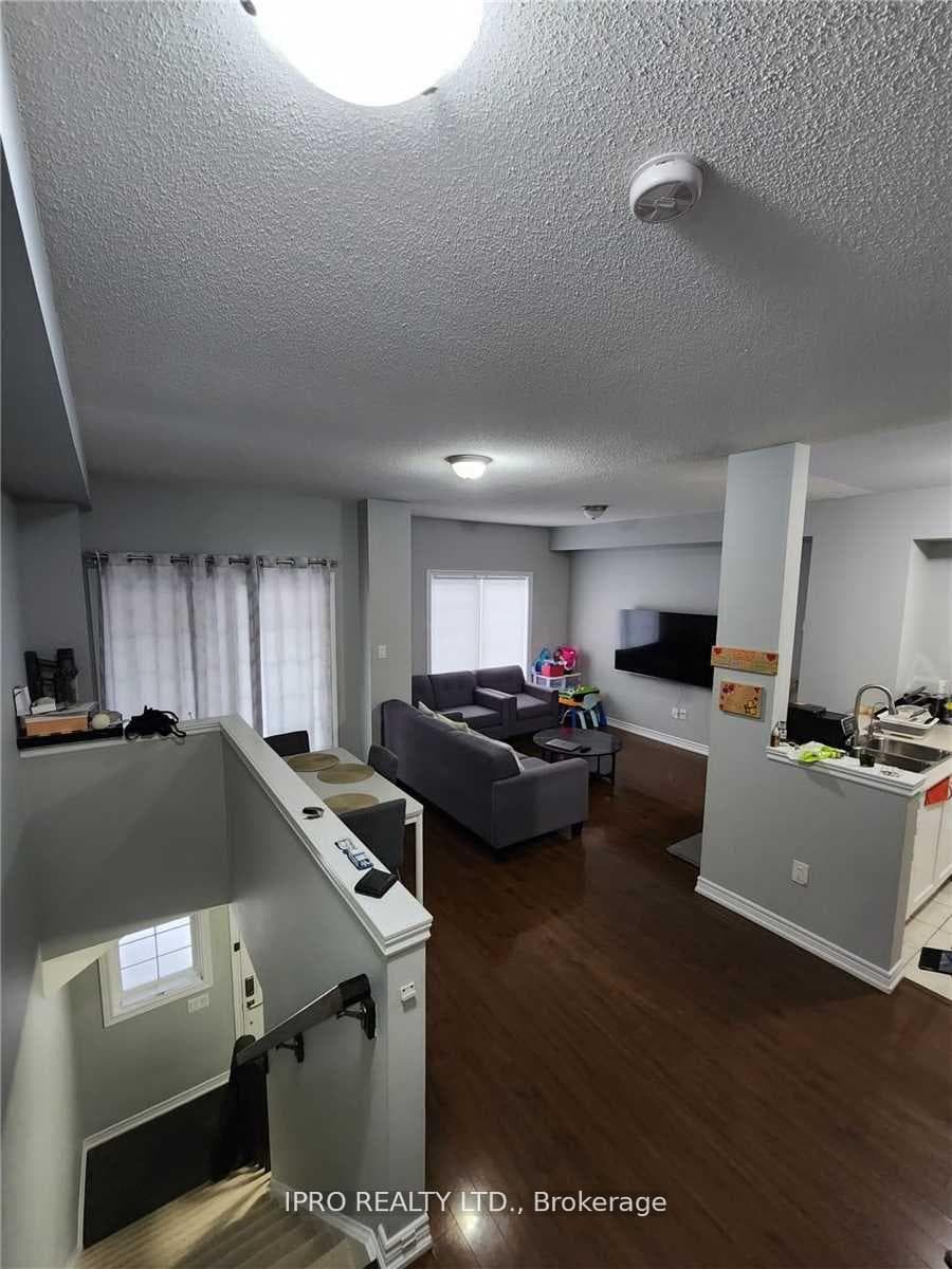 1401 Plains Road Unit 103 photo 6