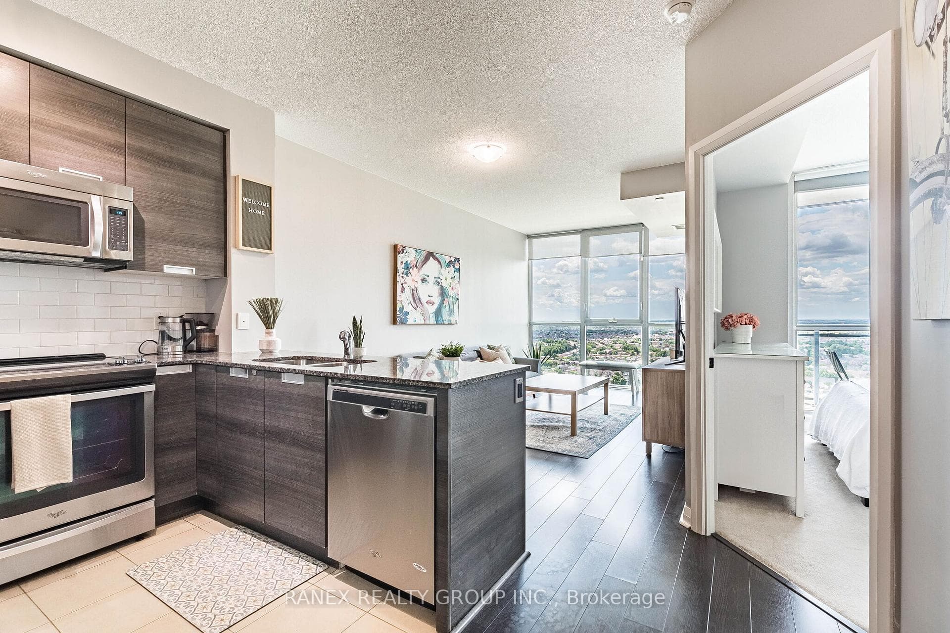 75 Eglinton Avenue Unit 2106 photo 17