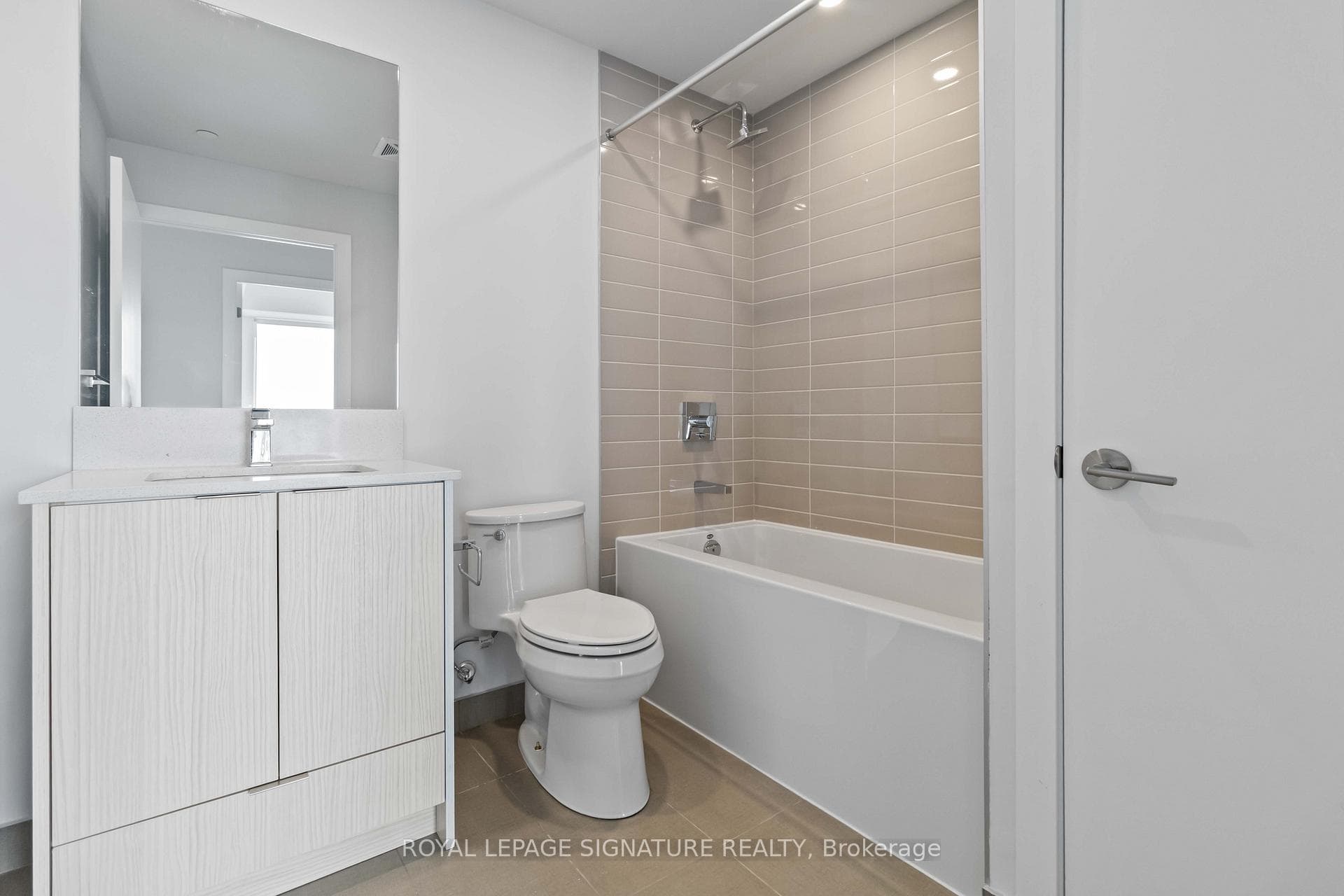 430 Square One Drive Unit 3107 photo 22