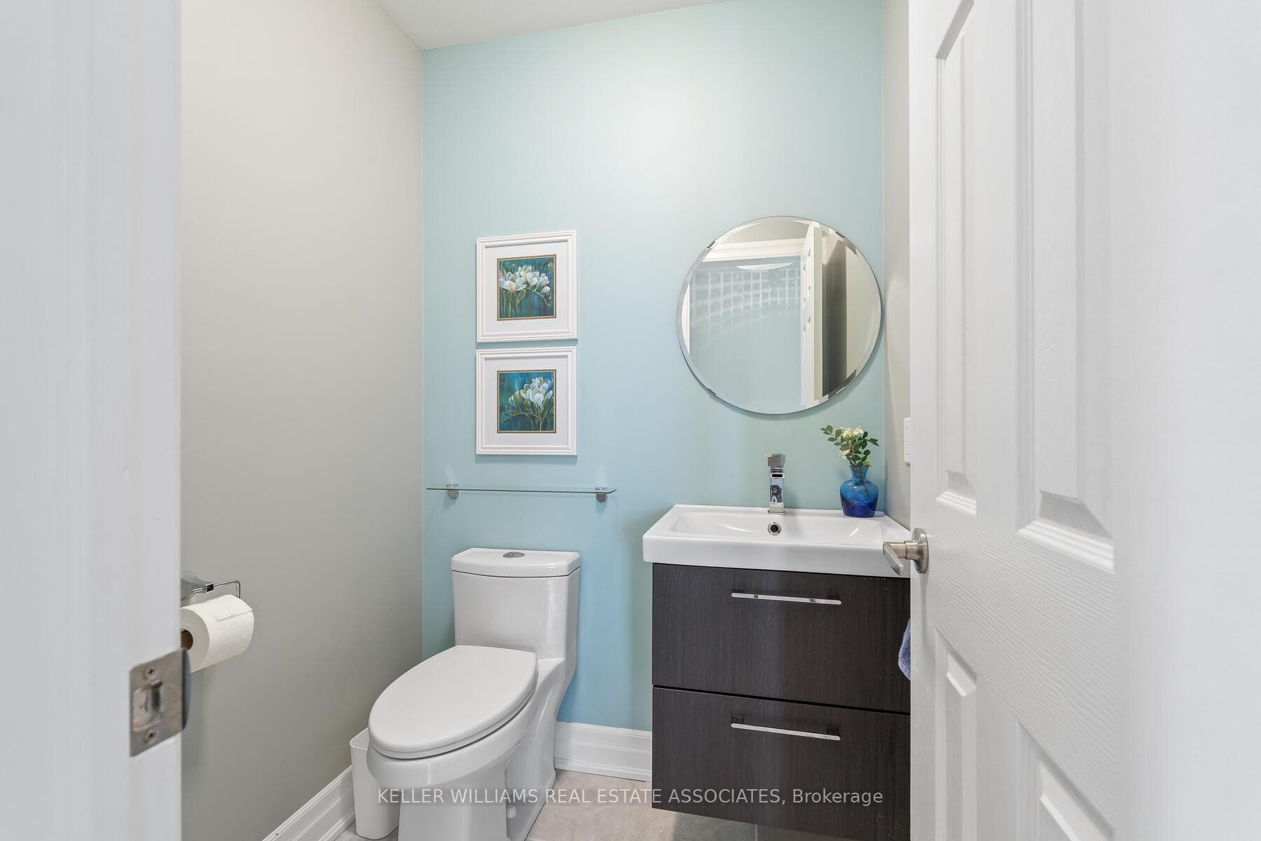 1 Lismer Crescent photo 17