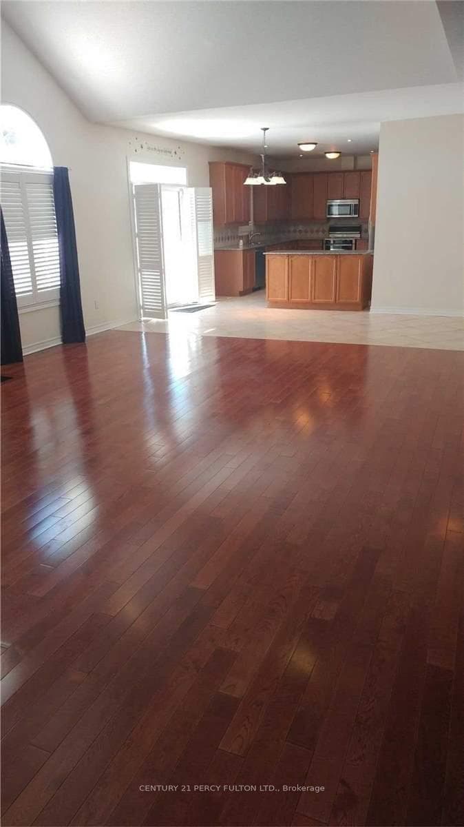 70 Bridlewood Boulevard photo 8