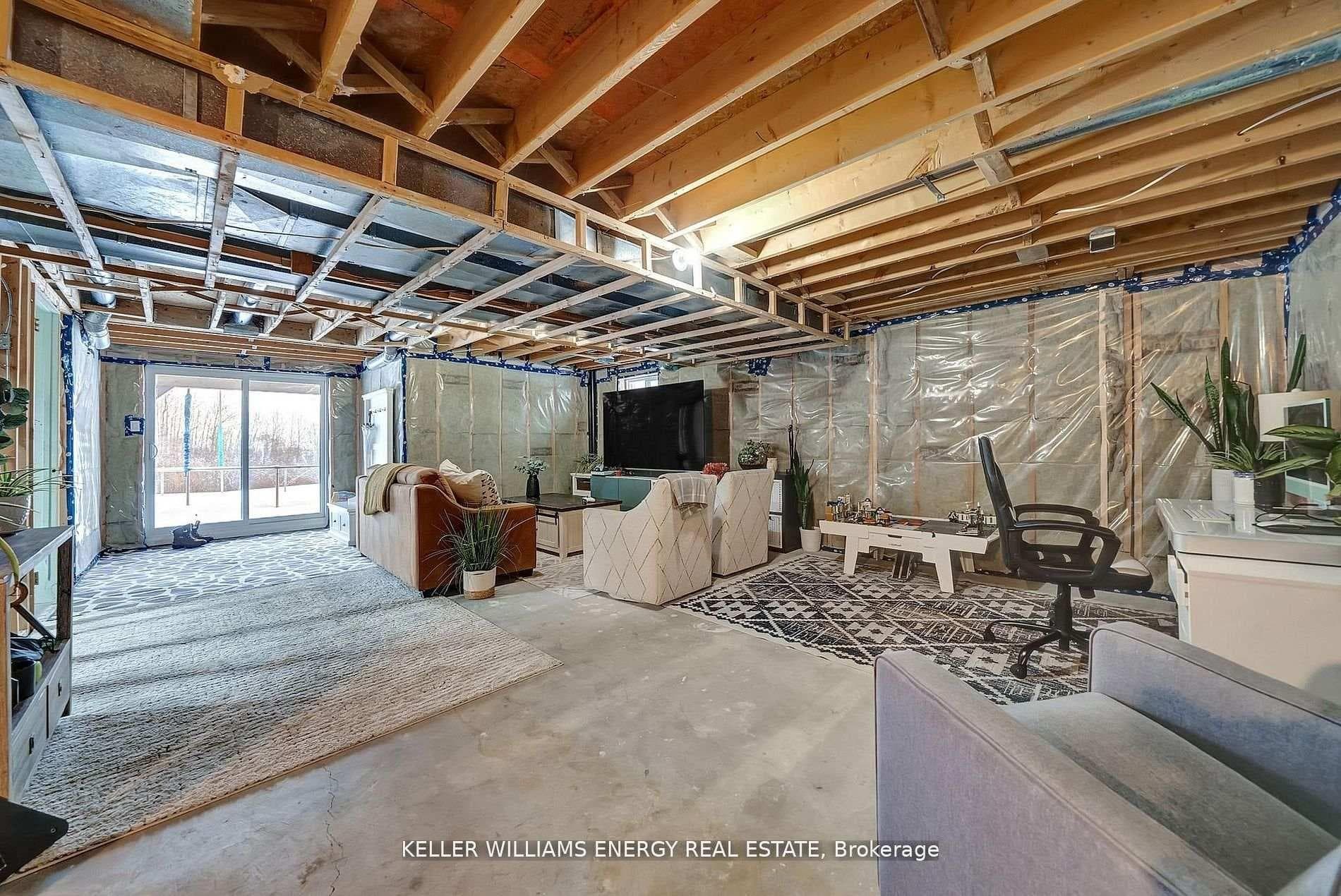 57 Potters Lane photo 41