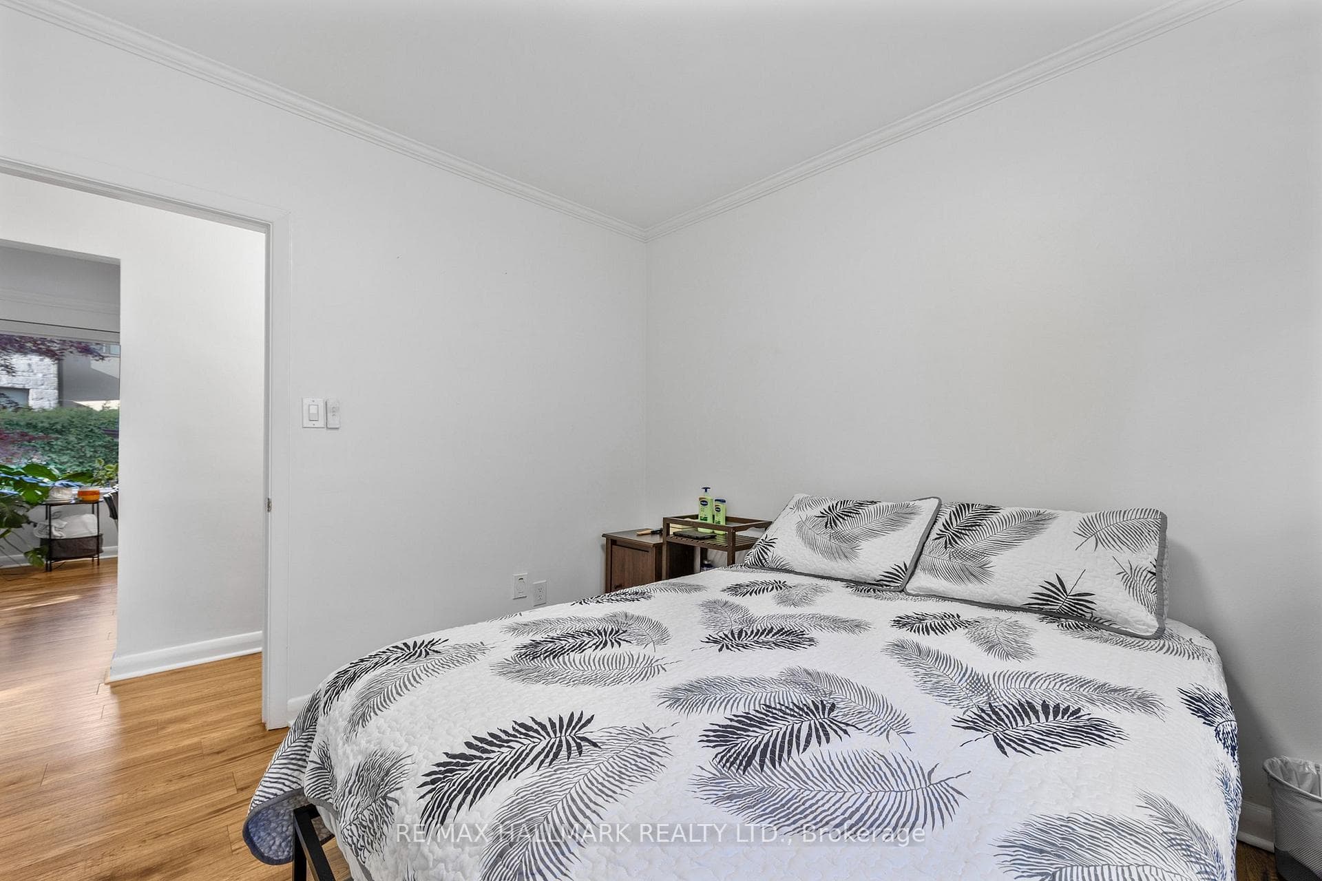 80 Berkinshaw Crescent photo 22