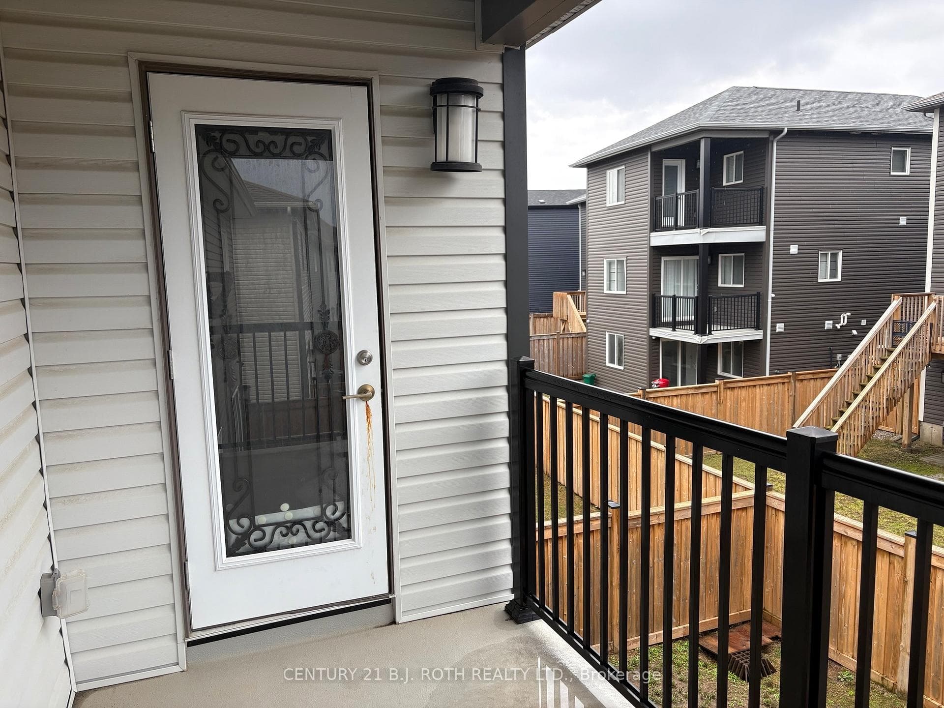 34 Alaskan Heights photo 19